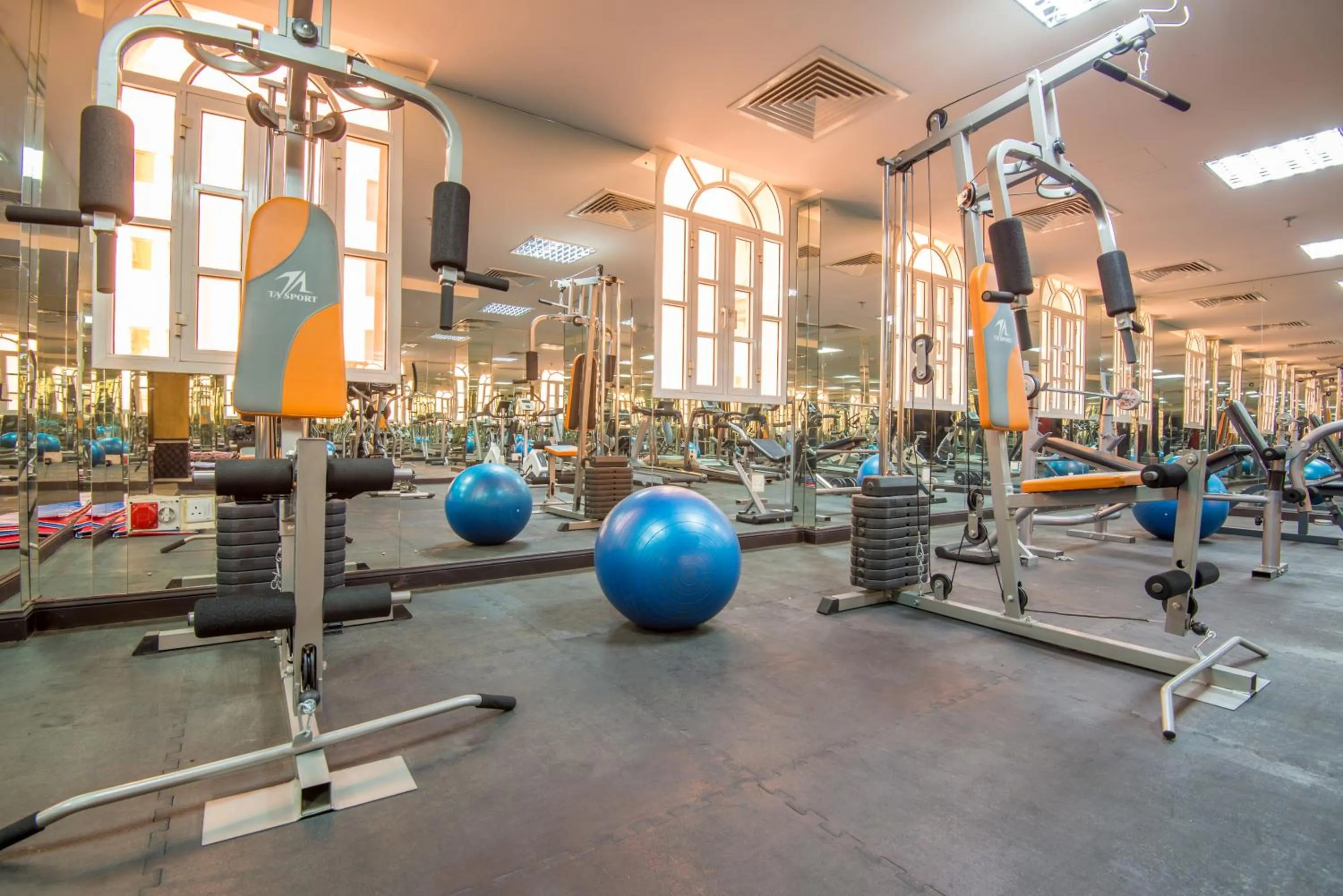 Fitness centre/facilities in Caesar Hotel