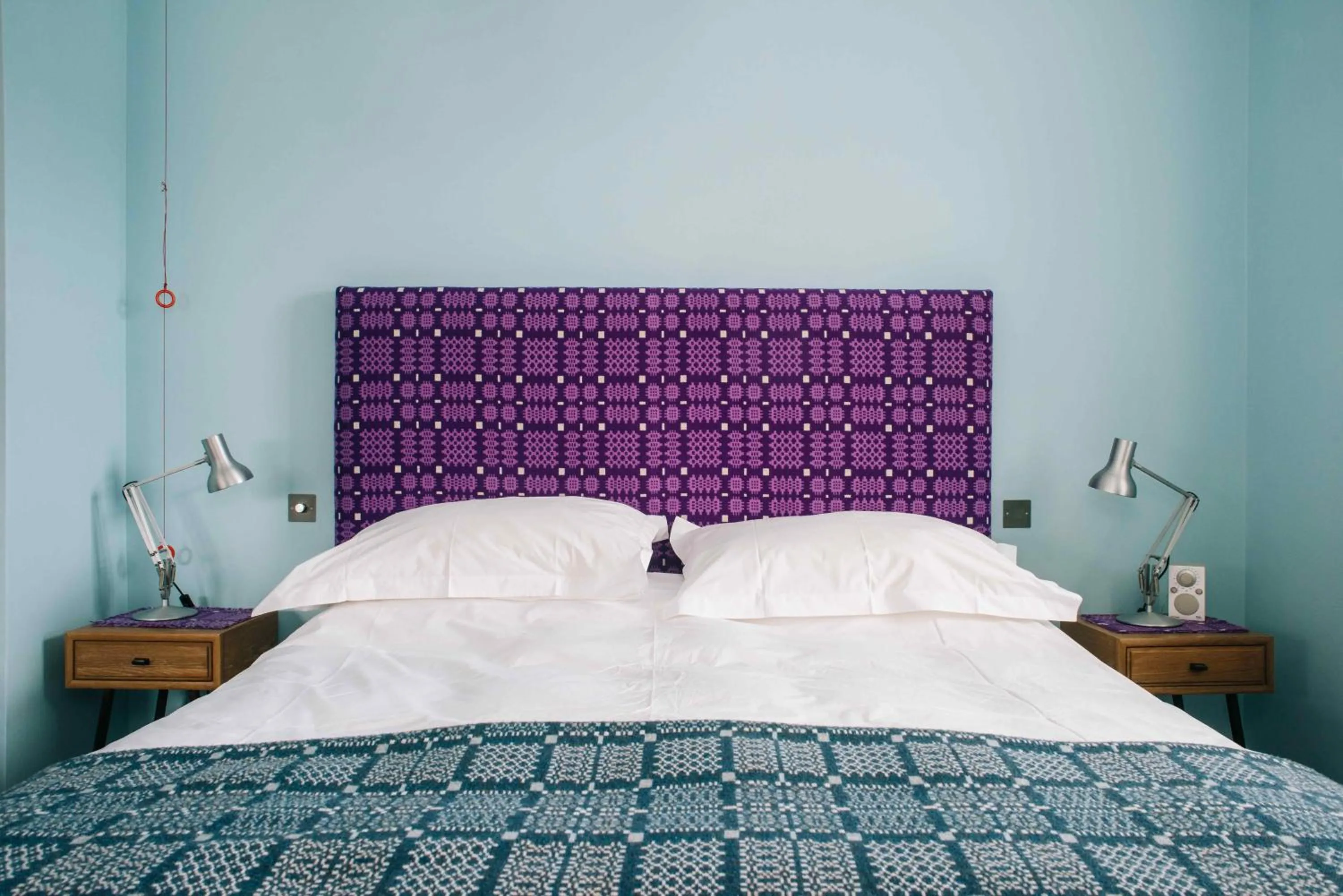 Bed in Harbourmaster Hotel