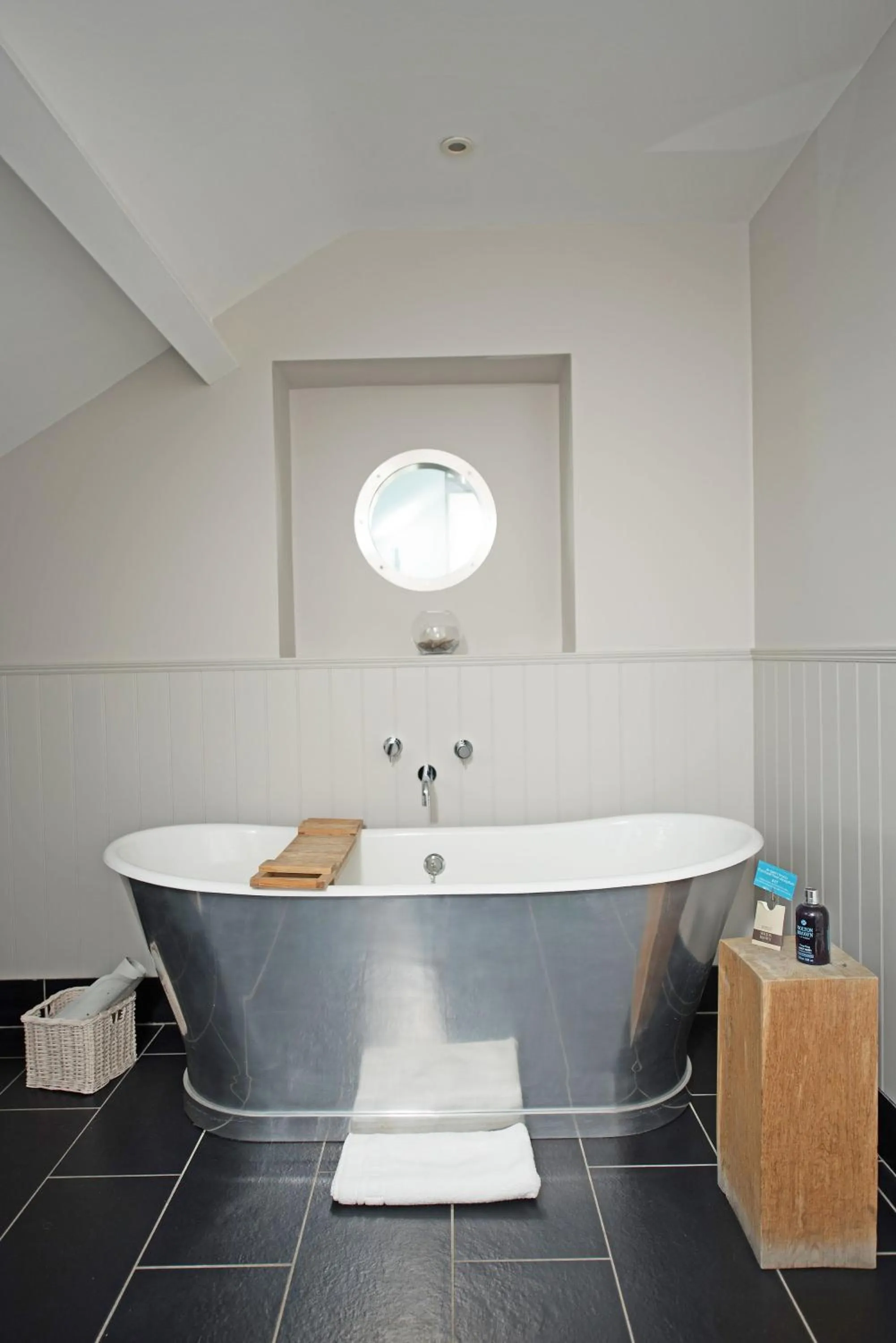 Bathroom in Harbourmaster Hotel