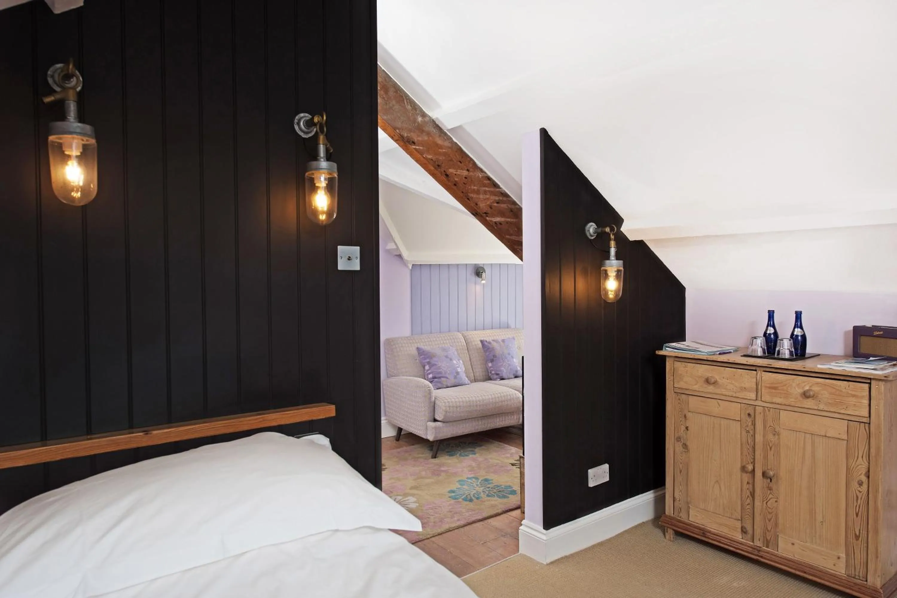 Bedroom, Bed in Harbourmaster Hotel