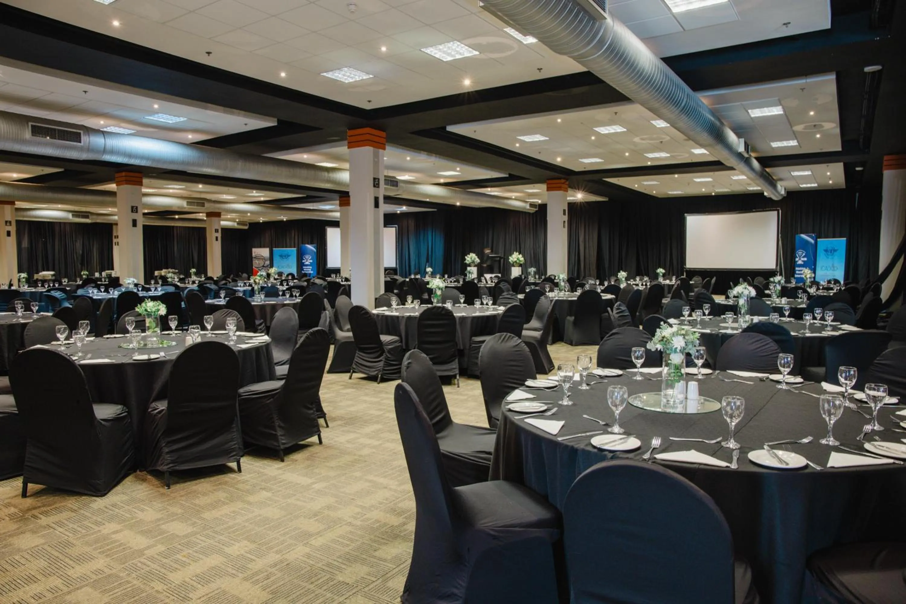 Meeting/conference room in Premier Hotel East London ICC