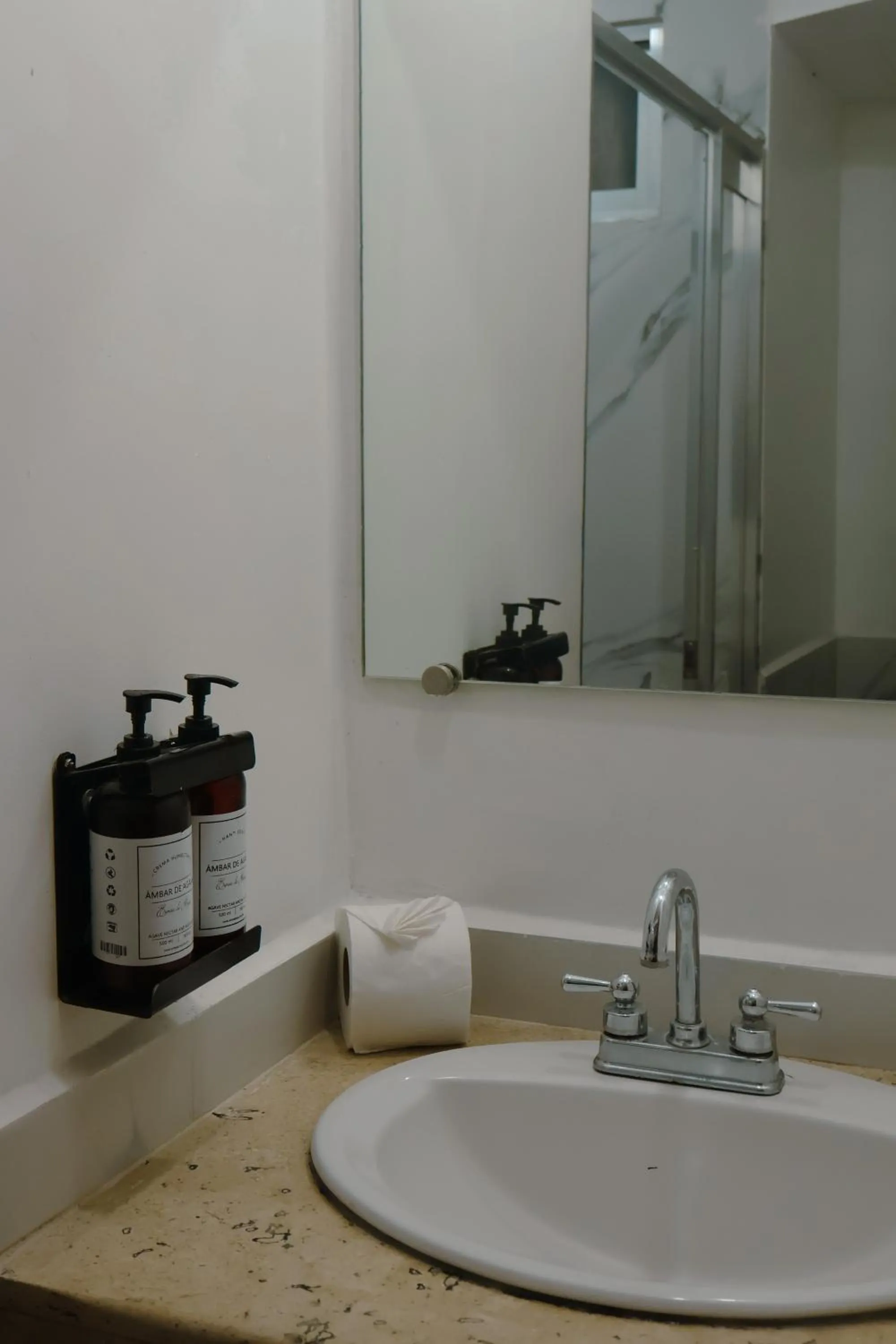 Bathroom in Hotel Báez Carrizal