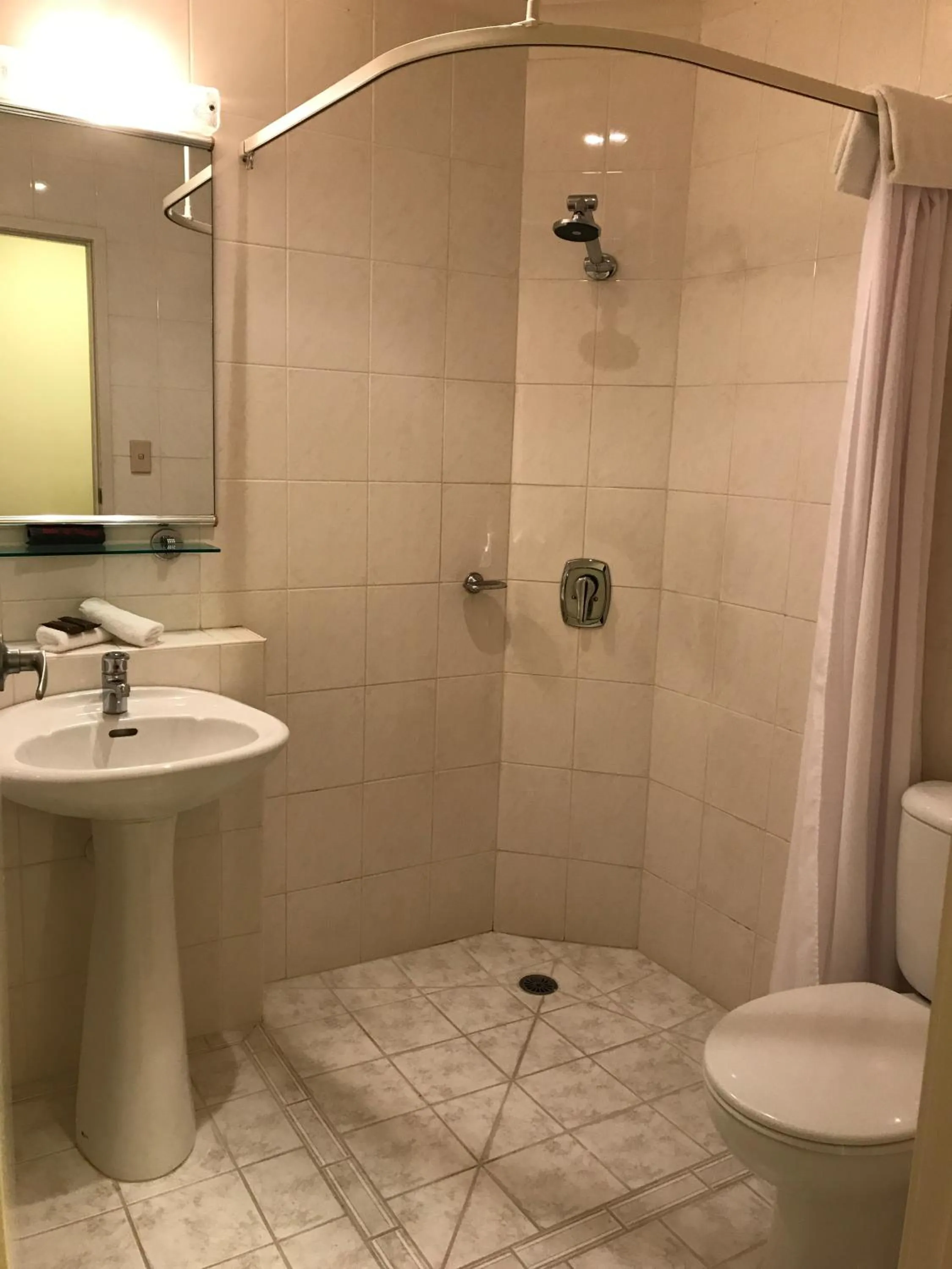 Pacific Harbour Motor Inn