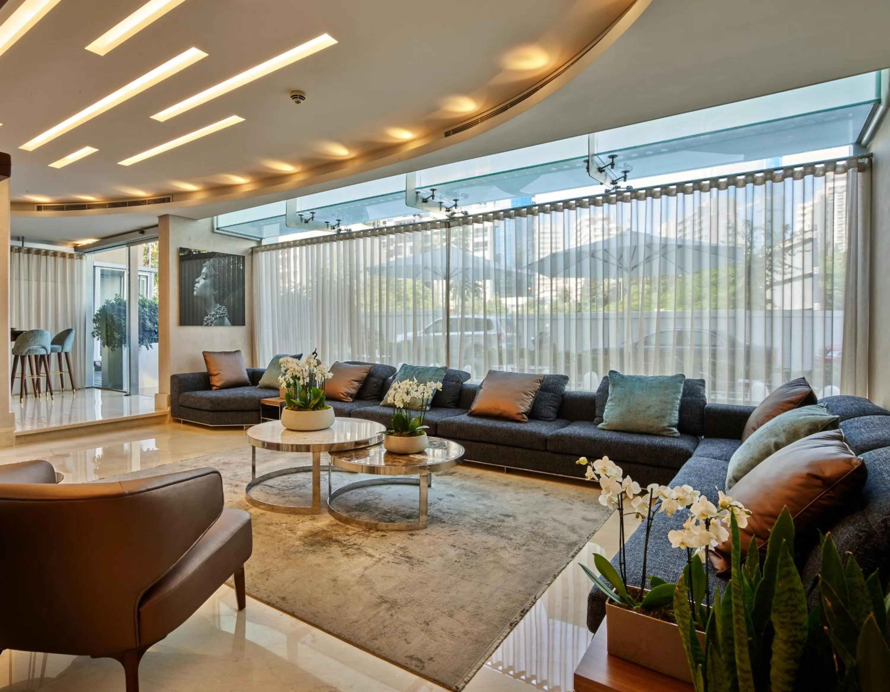 Seating area in Sodeco Suites