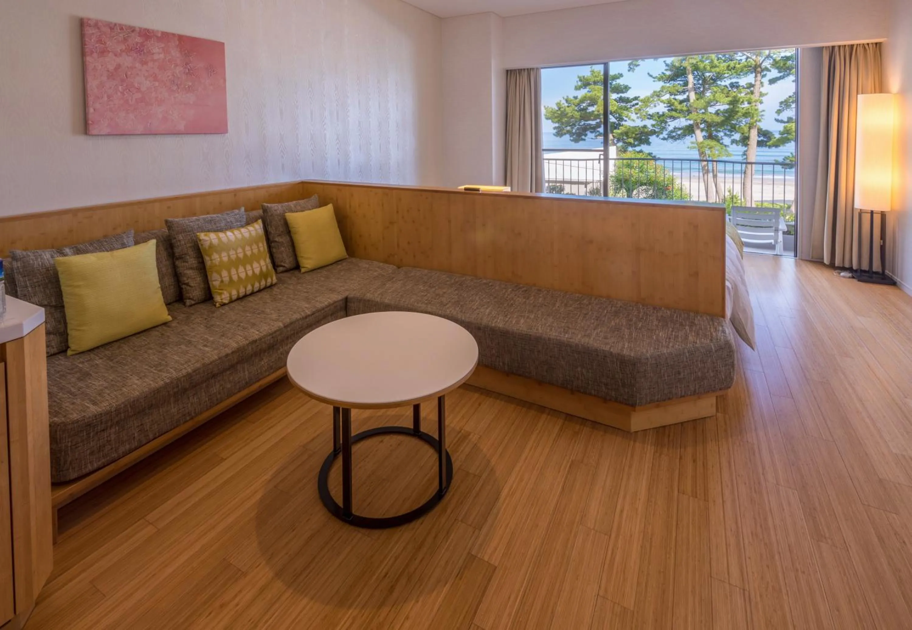 Dining area in Izu Imaihama Tokyu Hotel