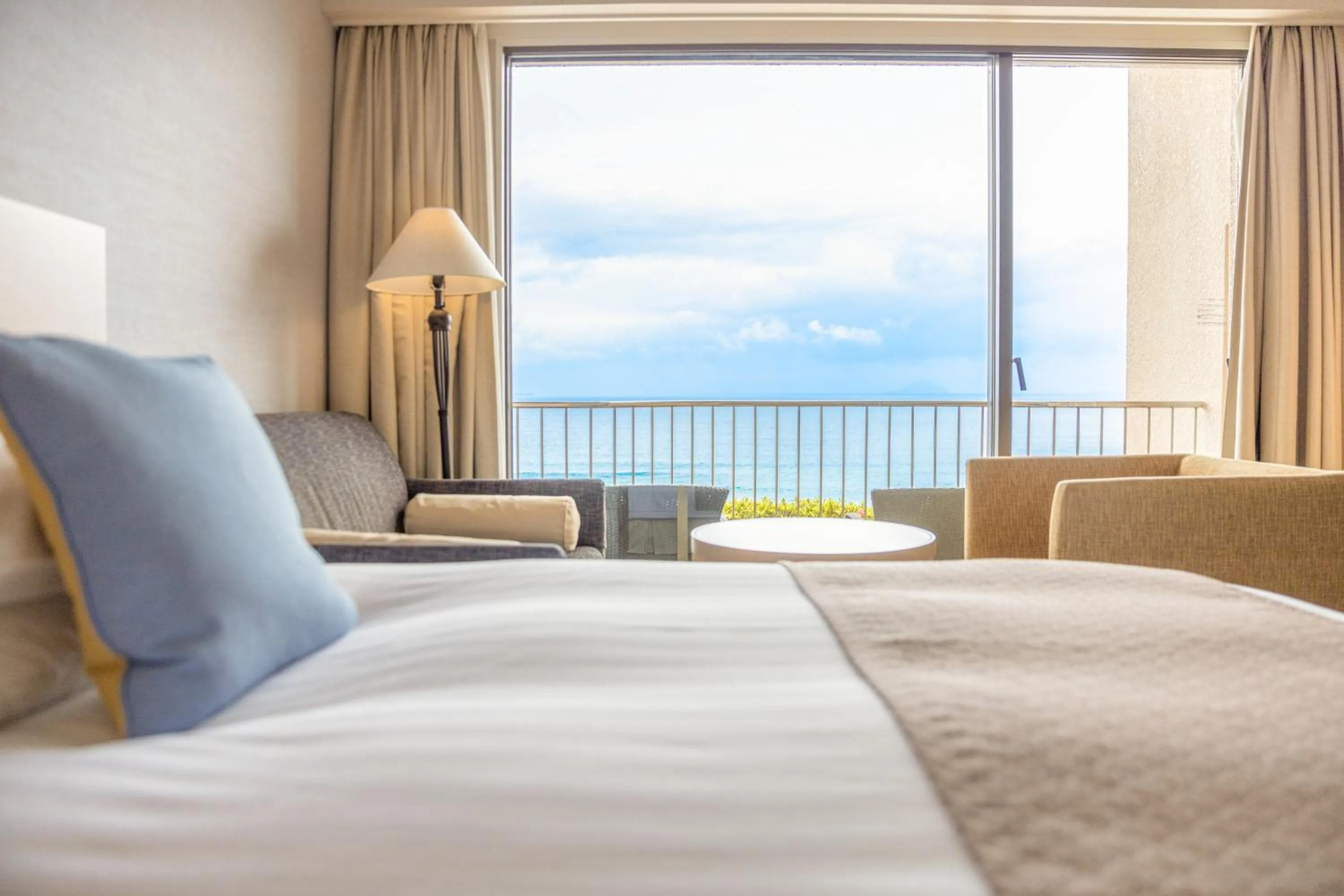 Bed in Izu Imaihama Tokyu Hotel