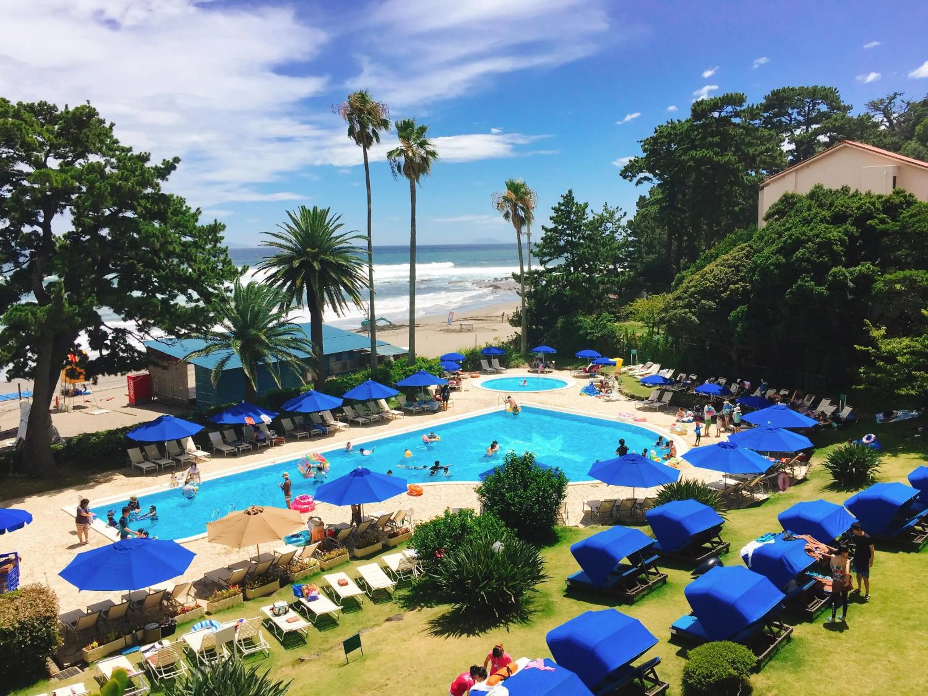 Swimming pool in Izu Imaihama Tokyu Hotel