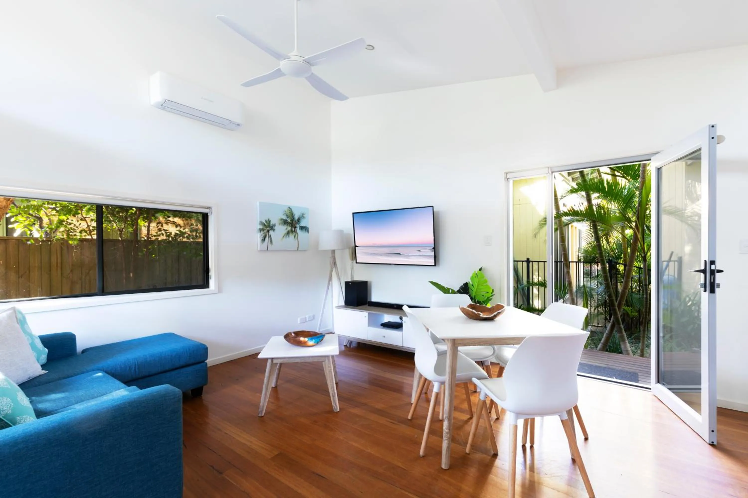 Living room in Mobys Beachside Retreat