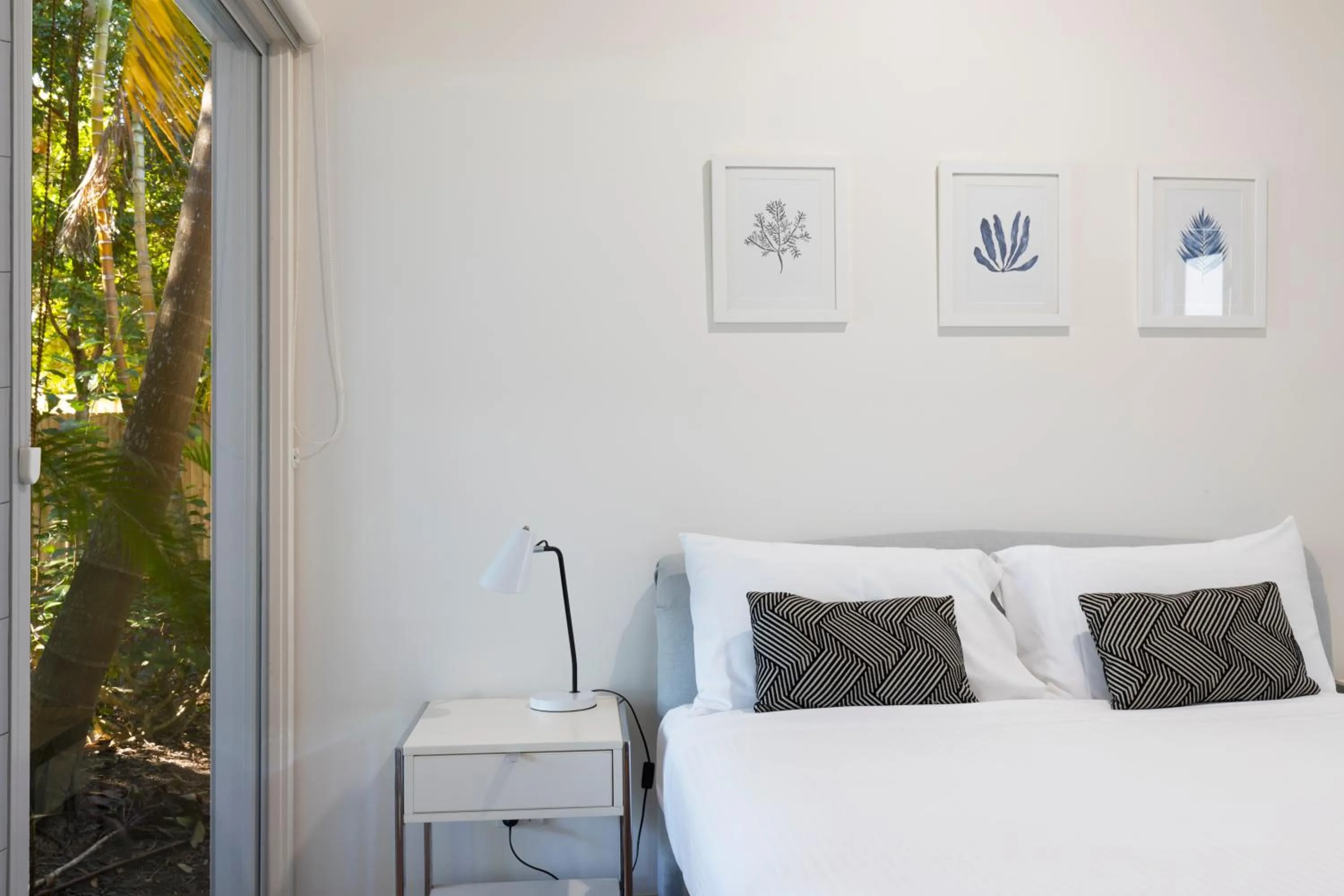 Bedroom, Bed in Mobys Beachside Retreat