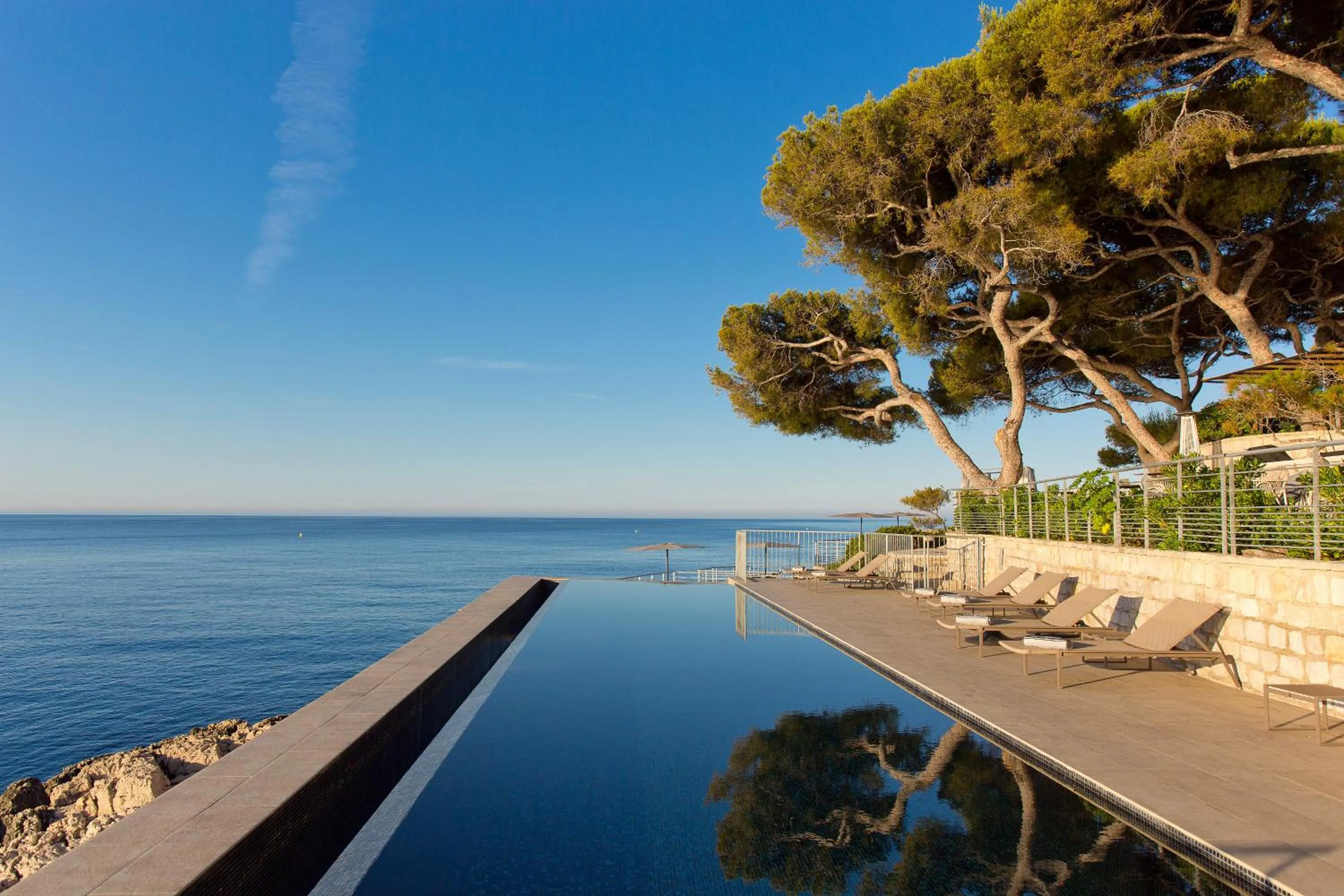 Sea view in Hôtel Les Roches Blanches Cassis