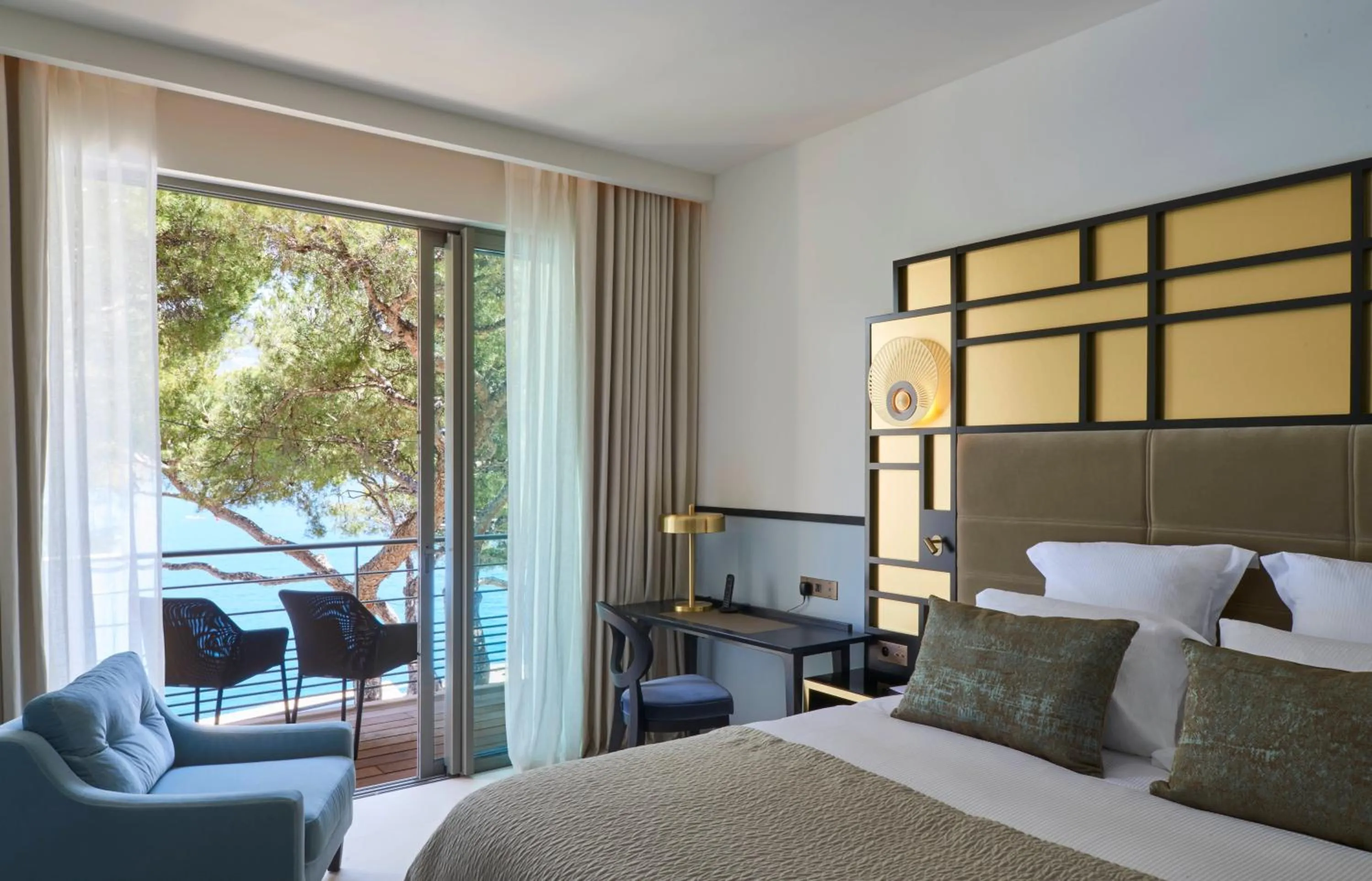 Executive Double Room in Hôtel Les Roches Blanches Cassis