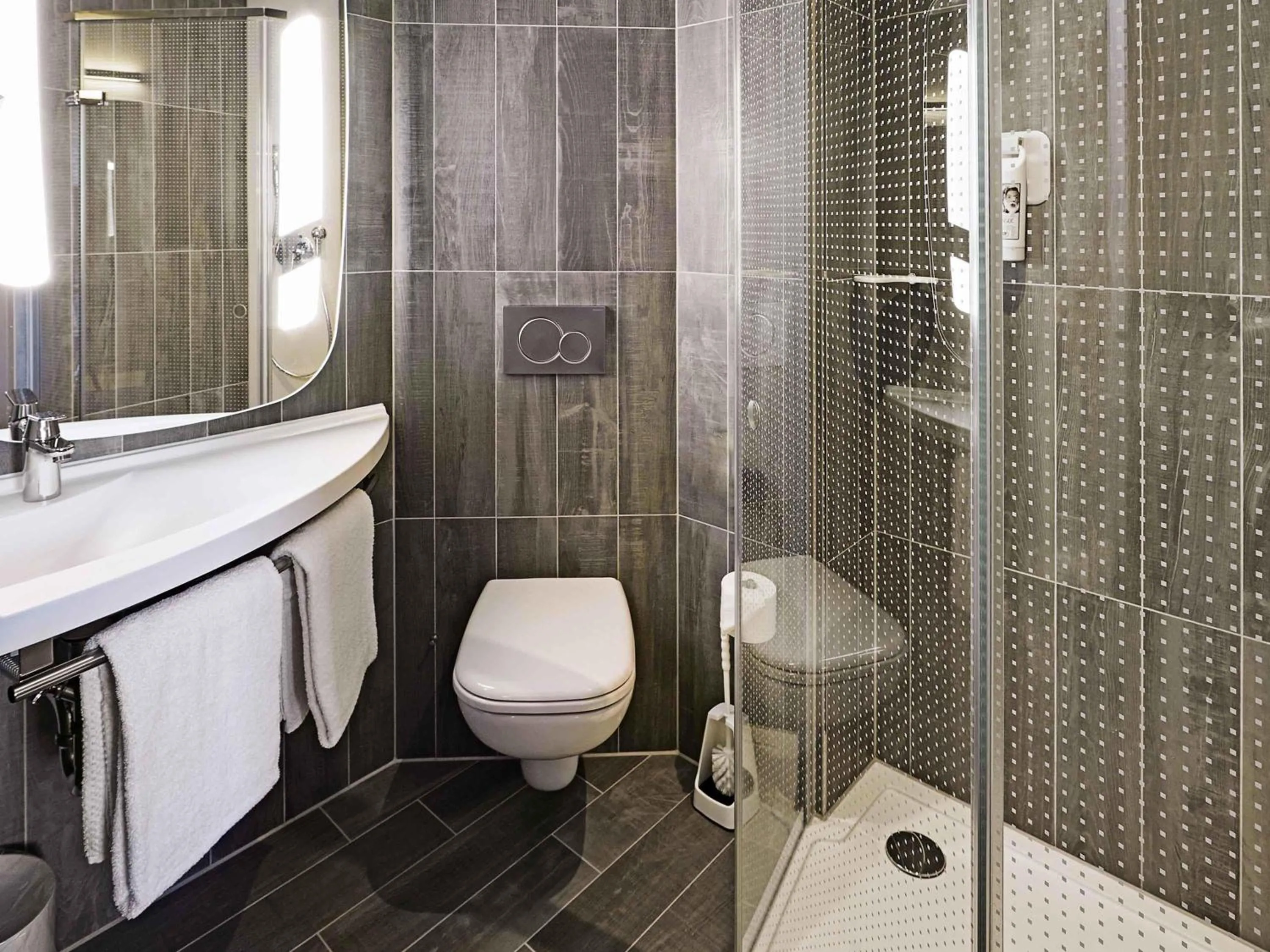 Bedroom in ibis Baden Neuenhof