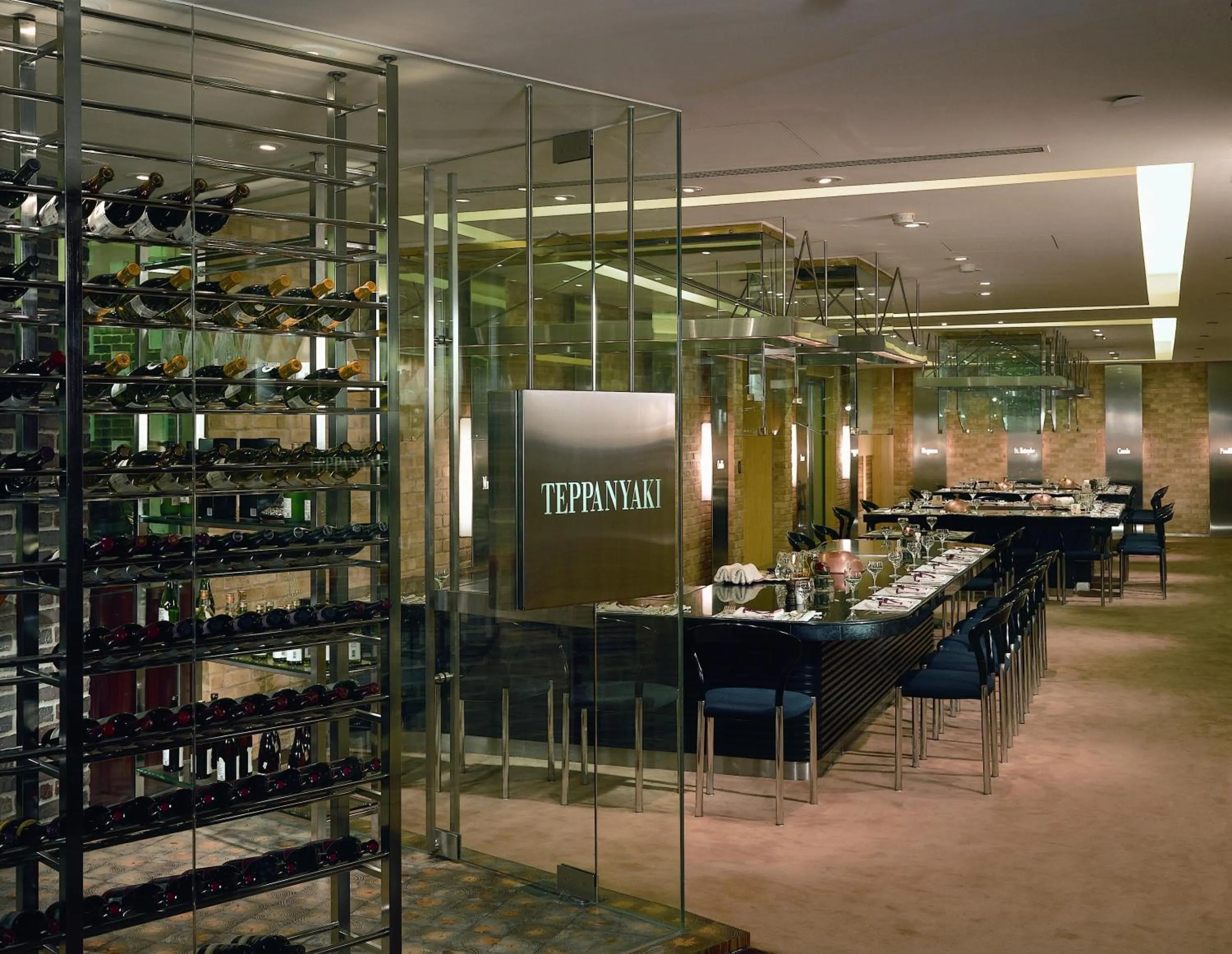 Restaurant/places to eat in Regent Taipei