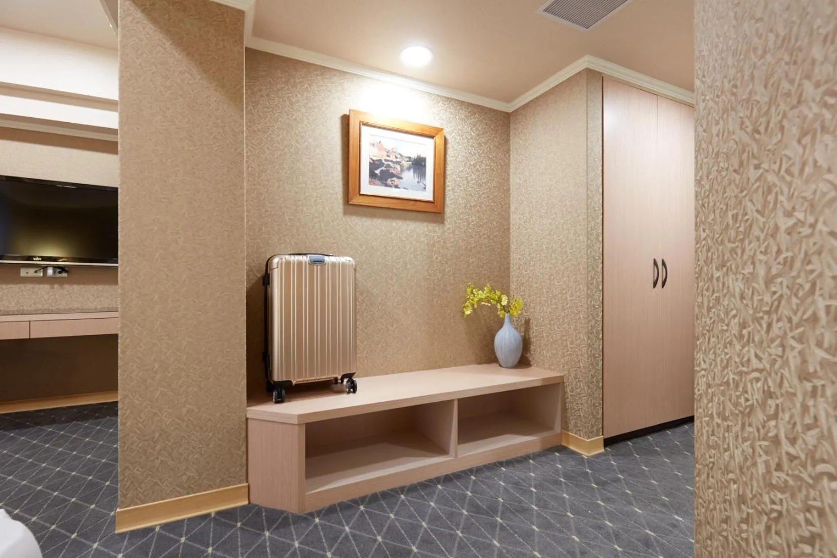 Decorative detail in Good Life Hotel - Shang Hwa