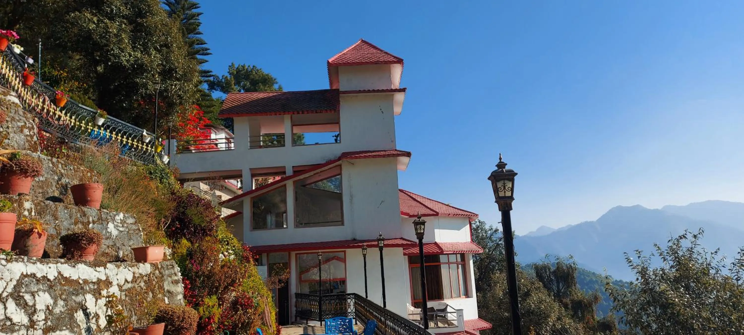 Property building in Blue Pine Resort