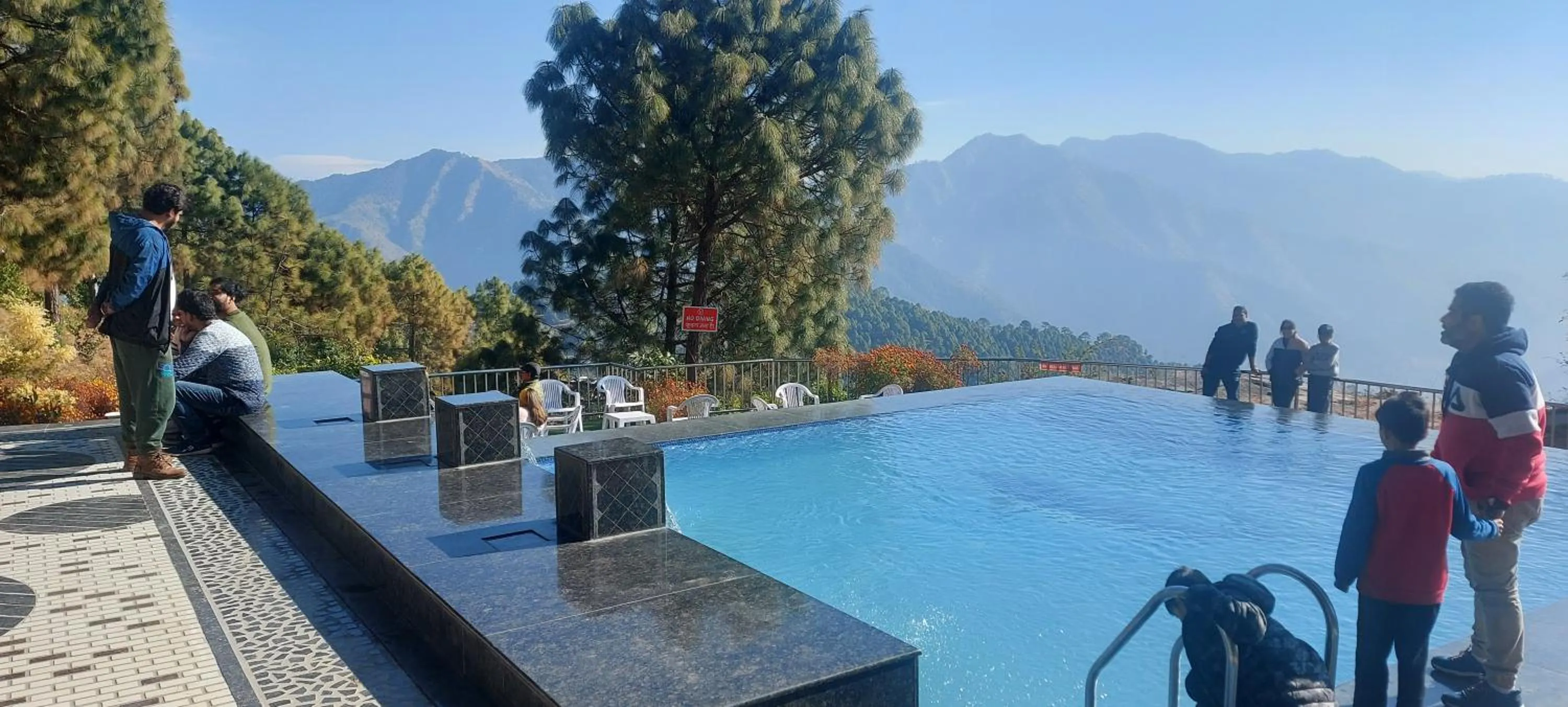 Swimming pool in Blue Pine Resort