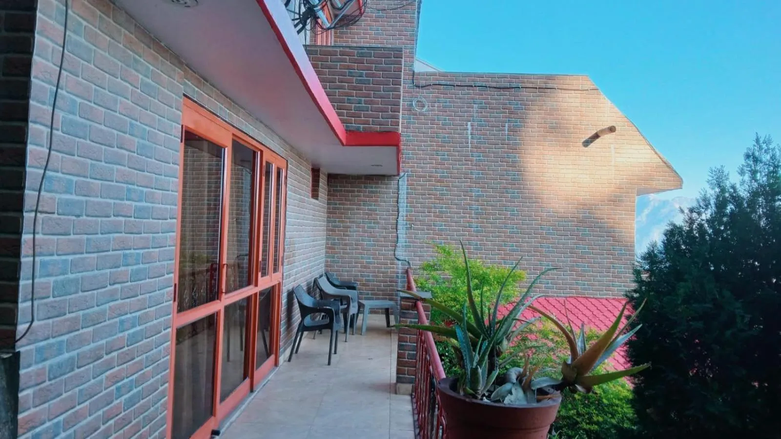 Balcony/Terrace in Blue Pine Resort