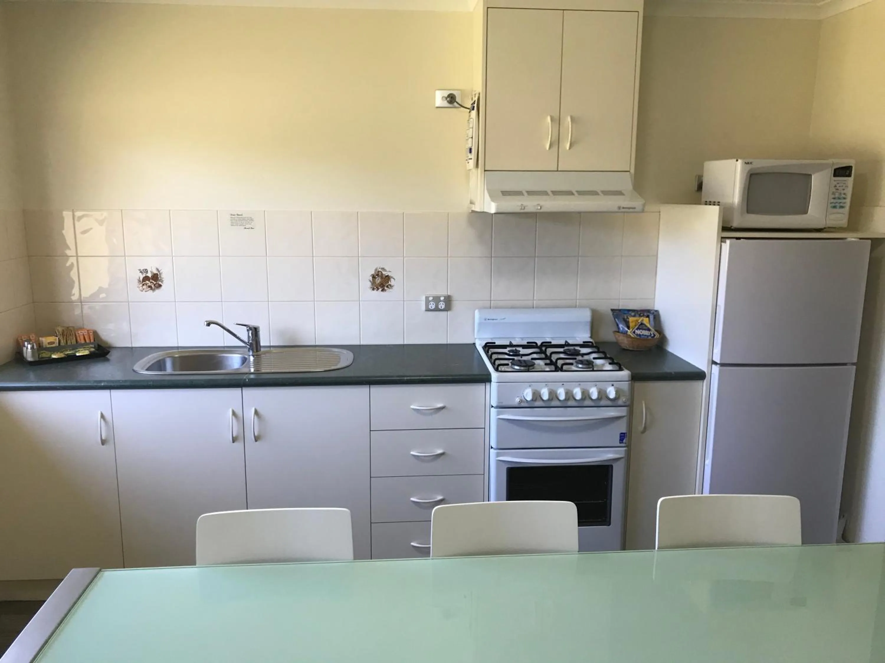 Sportsmans Motor Inn