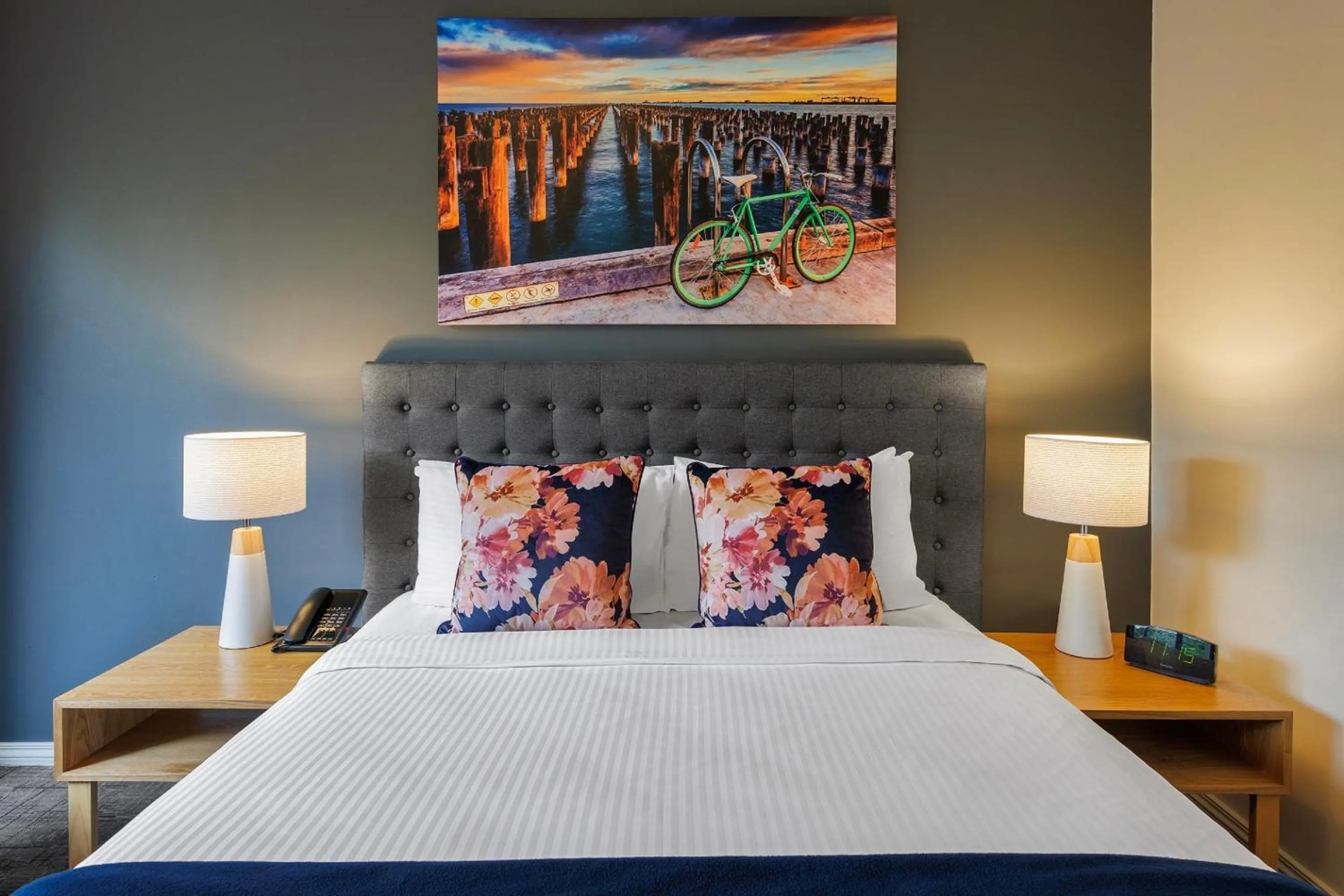 Bed in Kimberley Gardens Hotel, Serviced Apartments and Serviced Townhouses