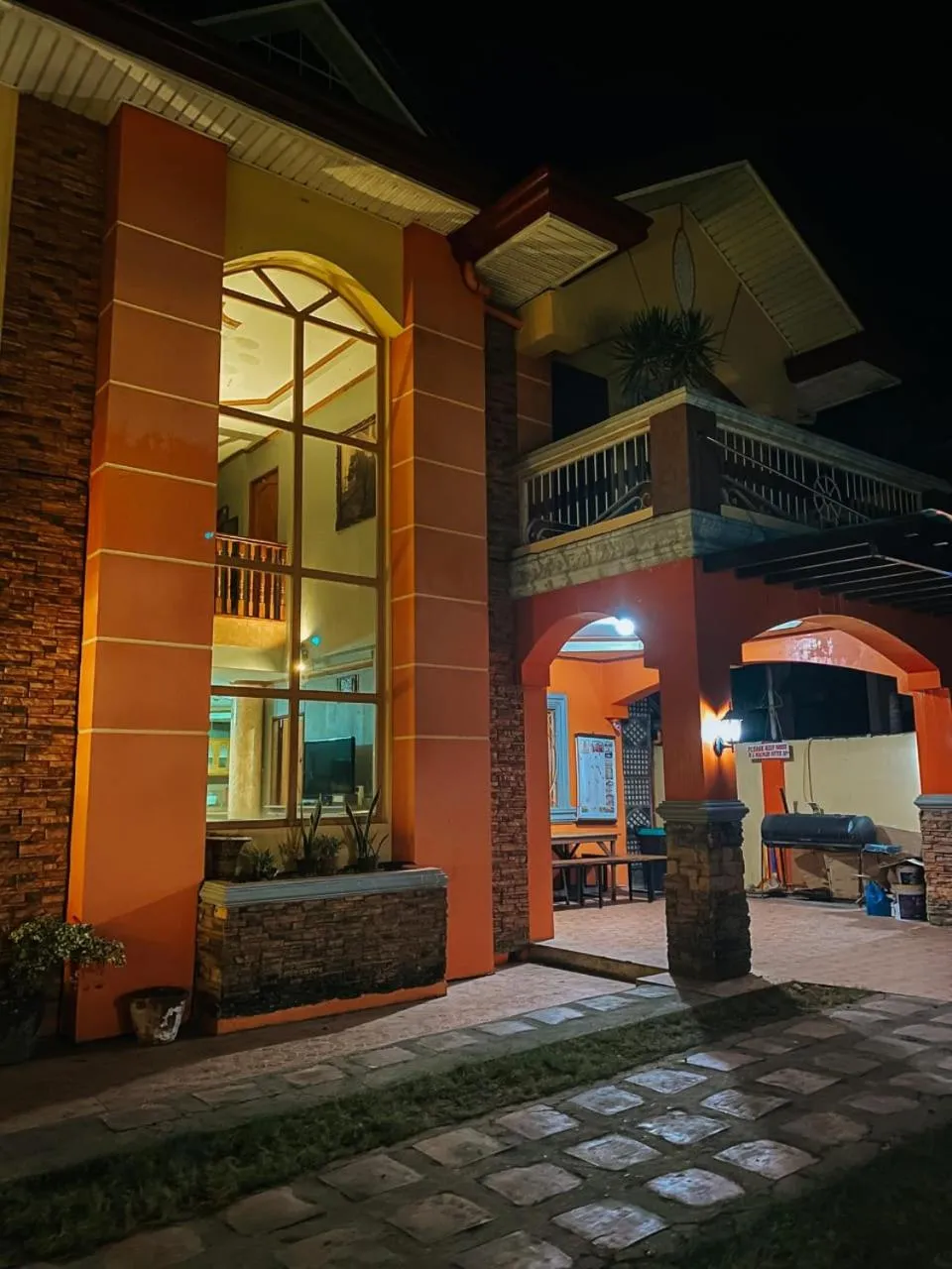 The Orange House - Vigan Villa