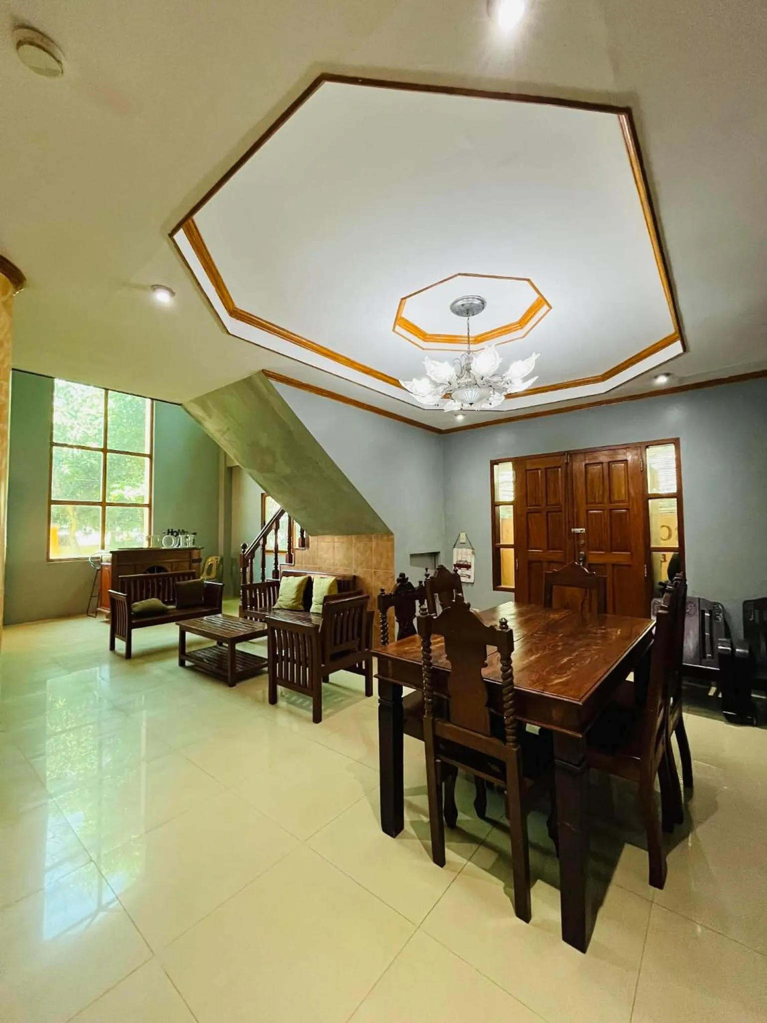 The Orange House - Vigan Villa