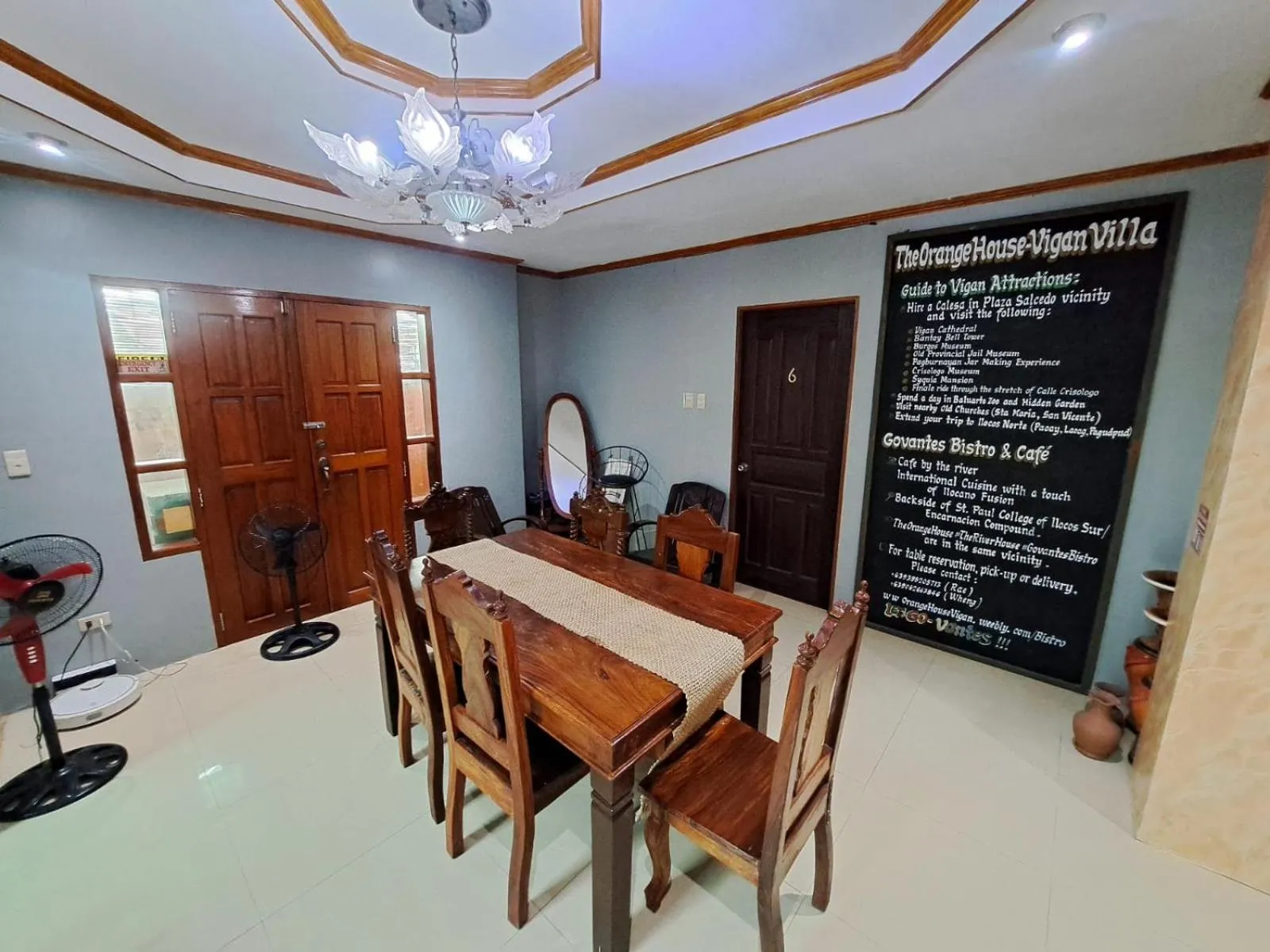 The Orange House - Vigan Villa