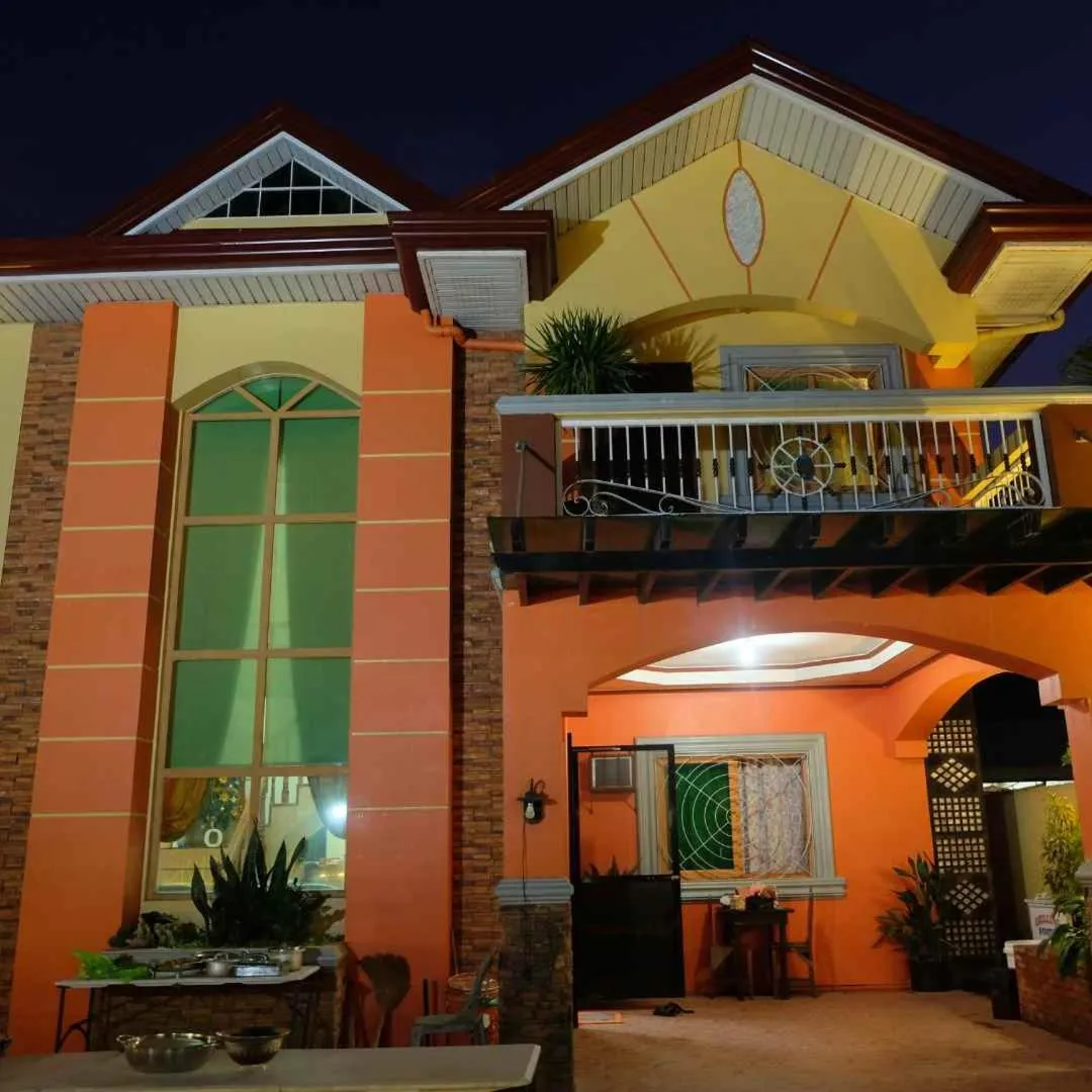 The Orange House - Vigan Villa