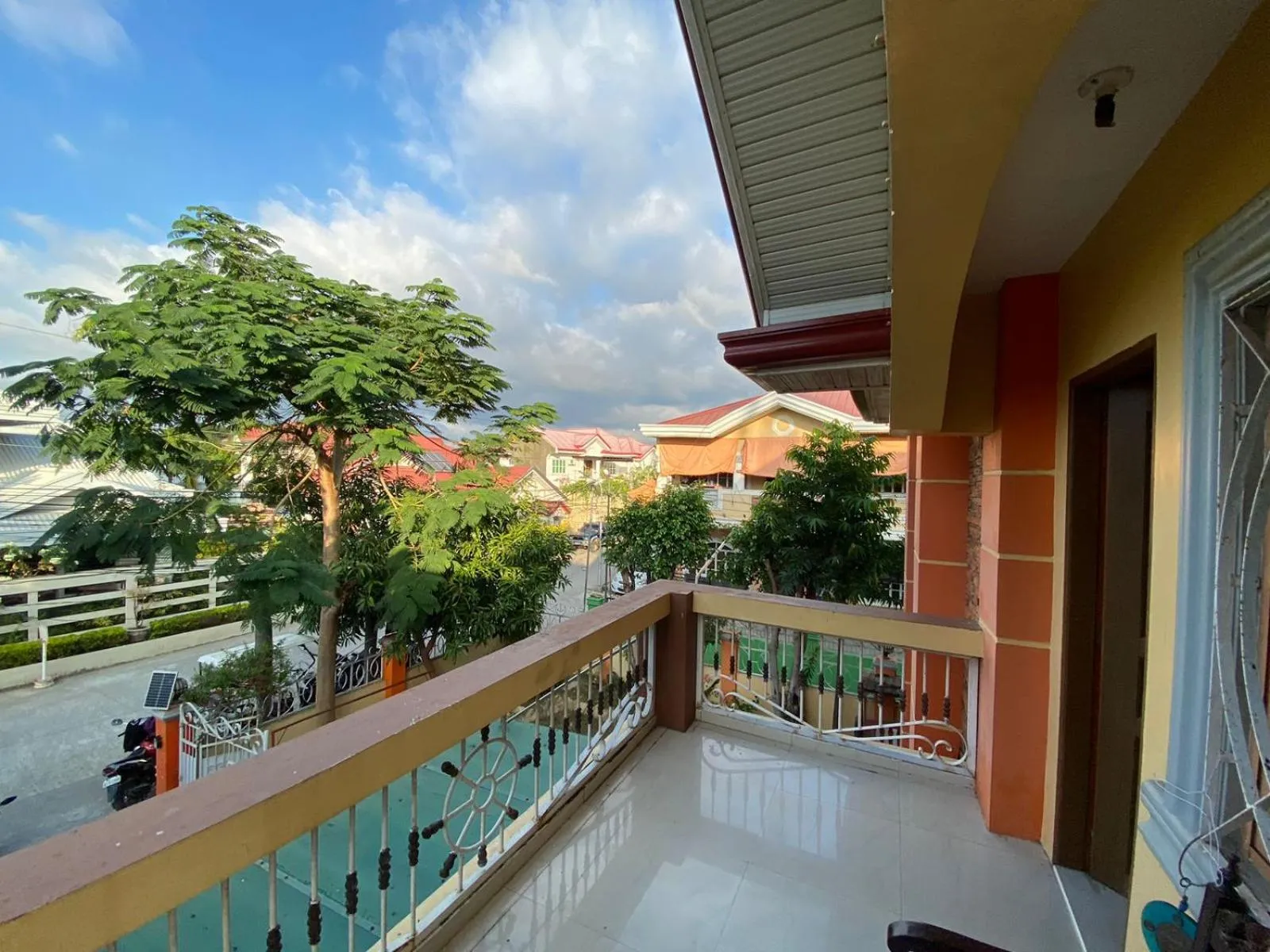 The Orange House - Vigan Villa