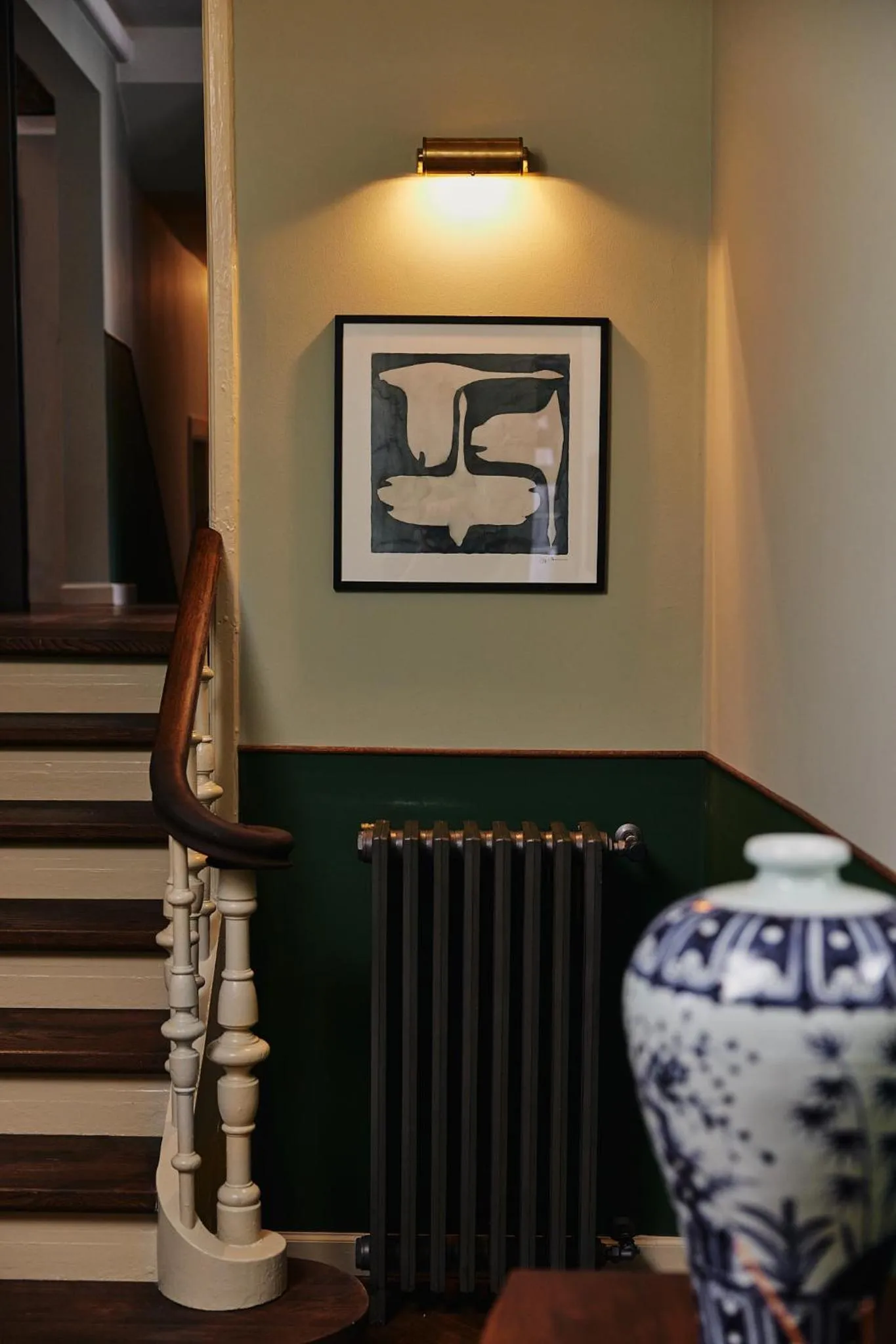 Communal lounge/ TV room in Hotel Sanders