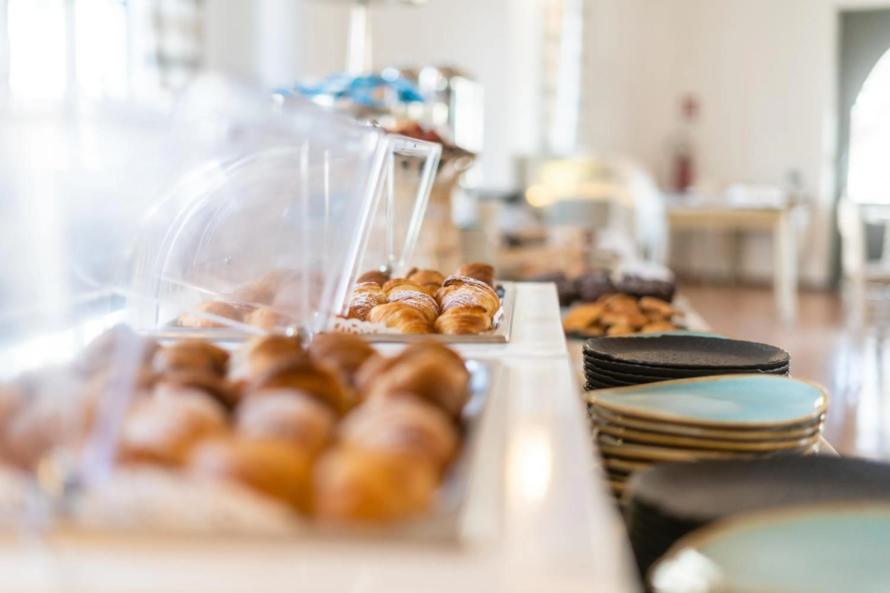 Food and drinks in La Sciara Resort Hotel