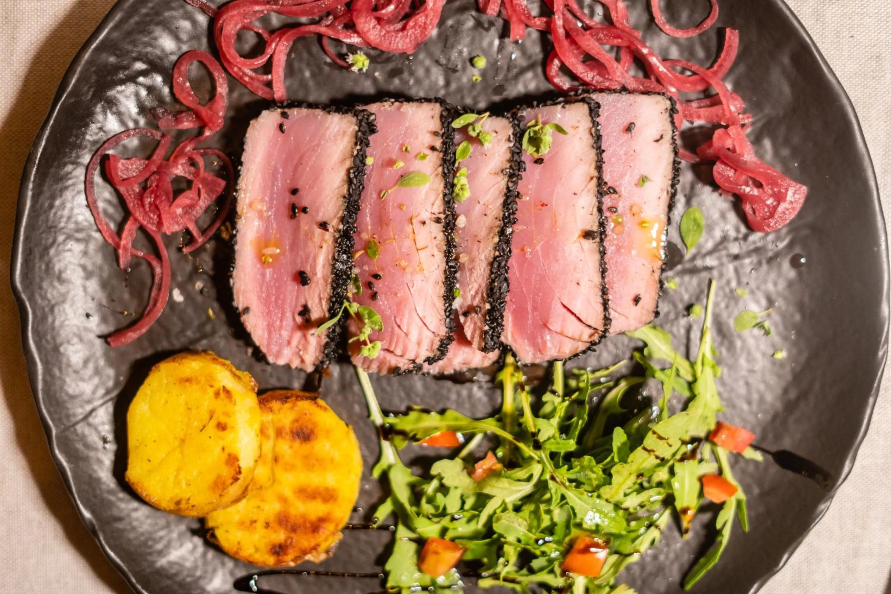 Food and drinks in La Sciara Resort Hotel