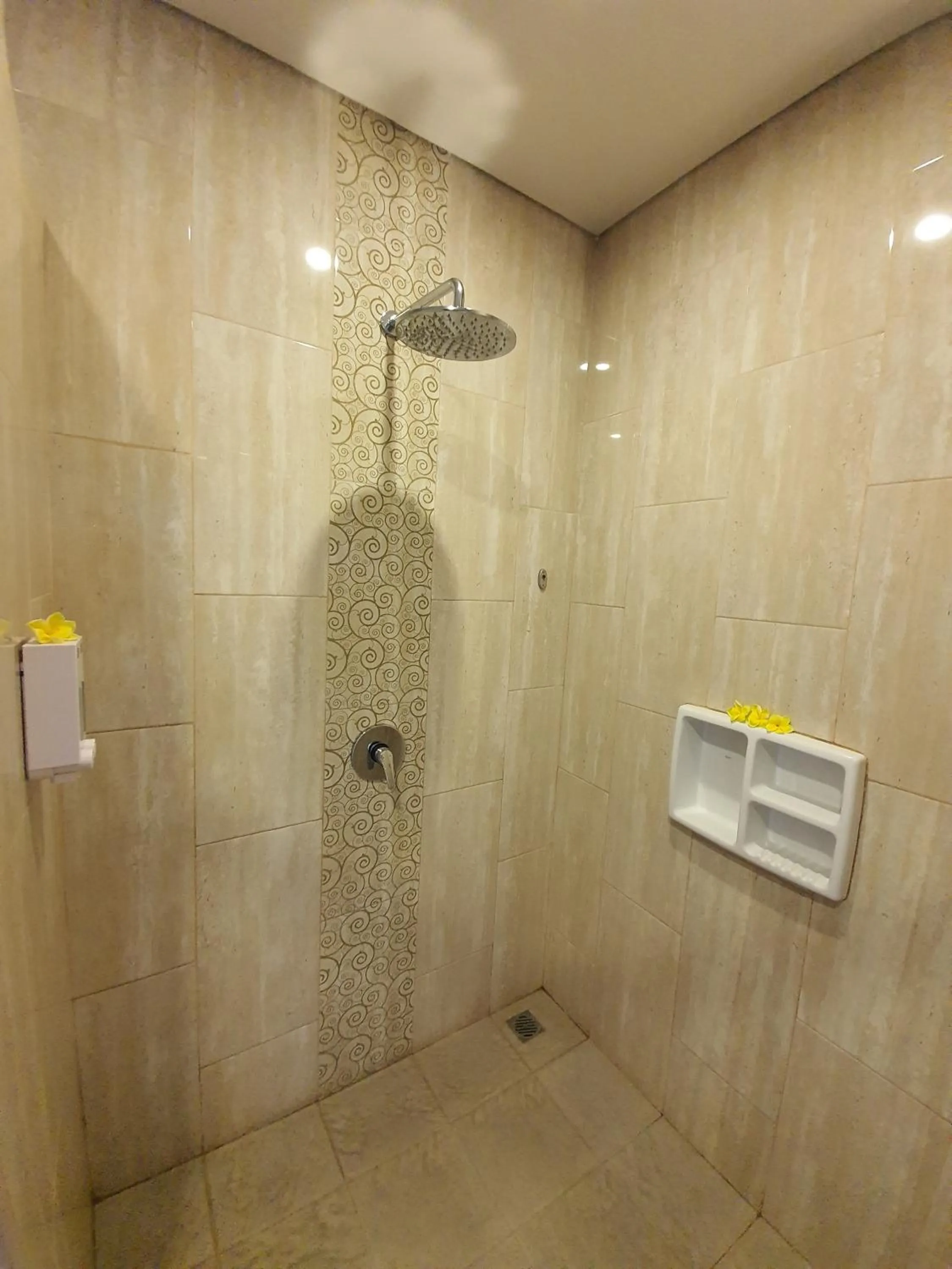 Bathroom in Hotel Genggong