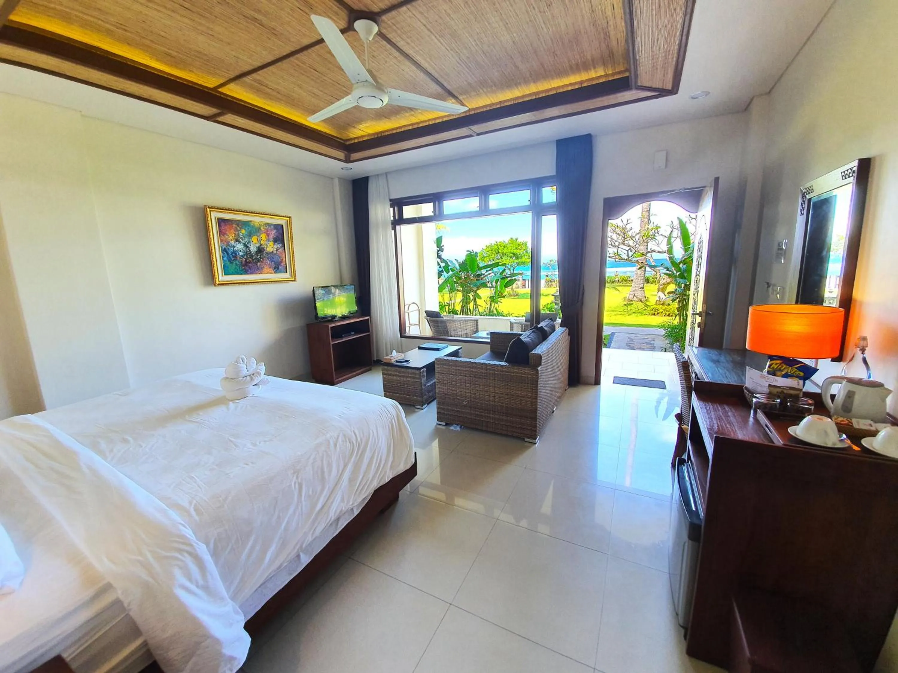 Photo of the whole room, Bed in Hotel Genggong