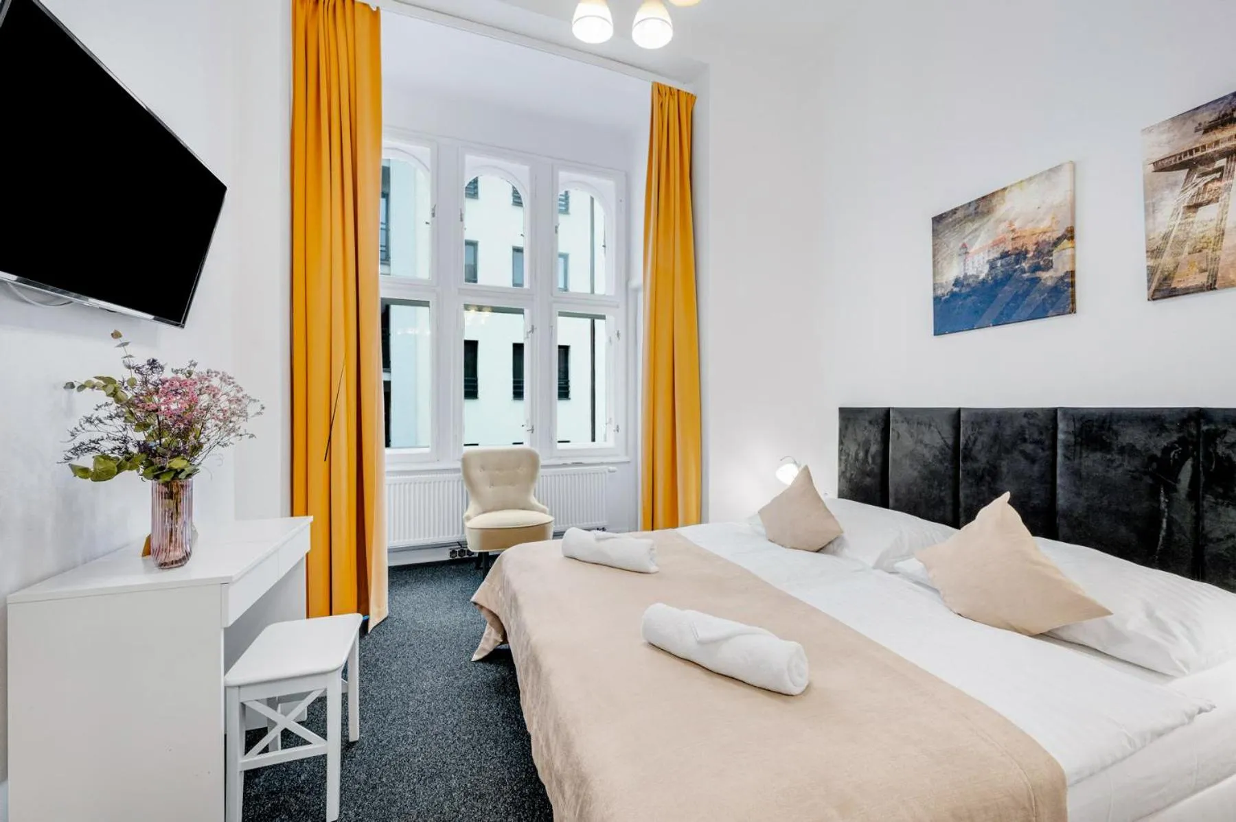 Bed in Downtown Bratislava B&B