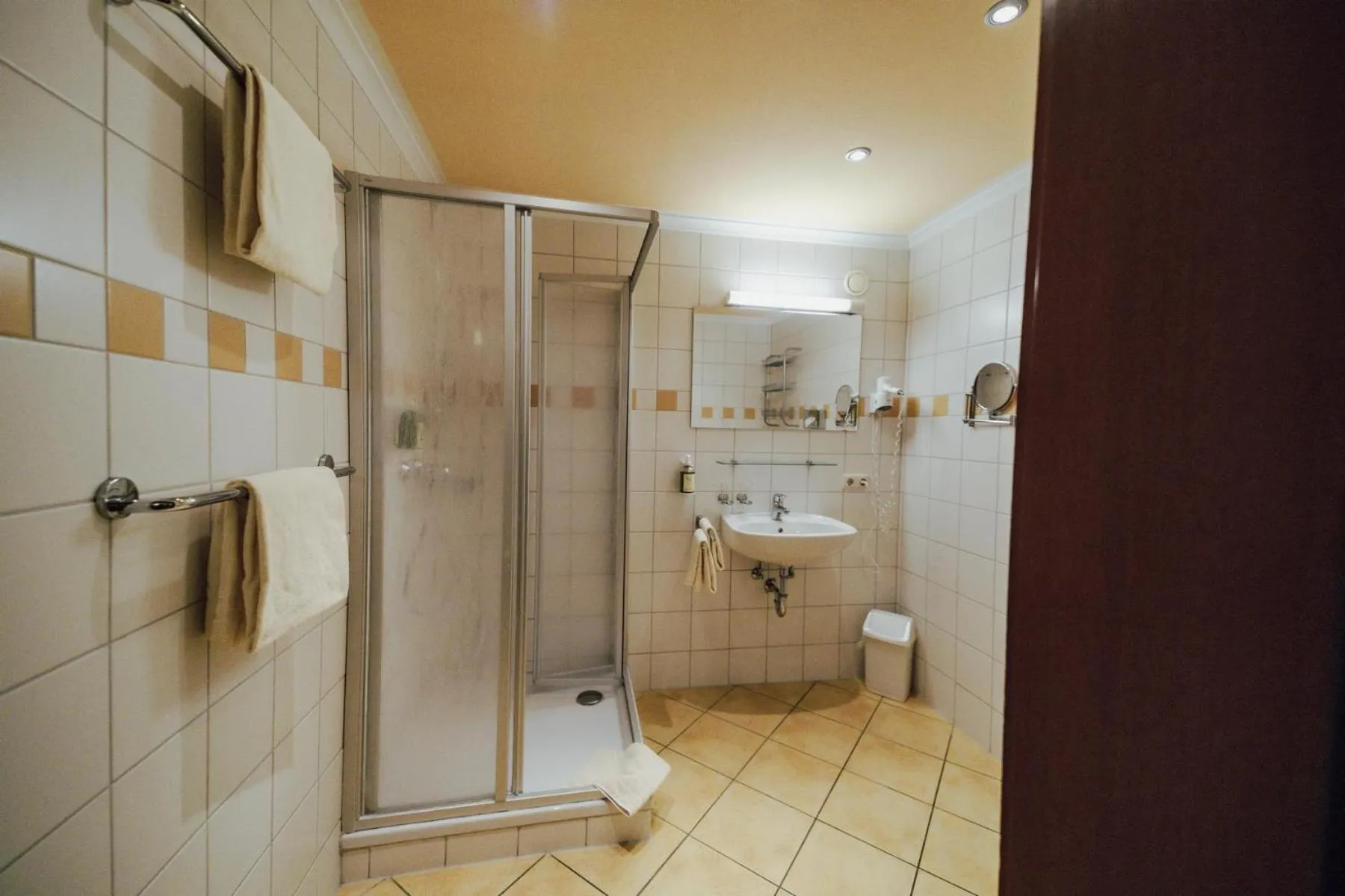 Bathroom in Hotel Summerhof