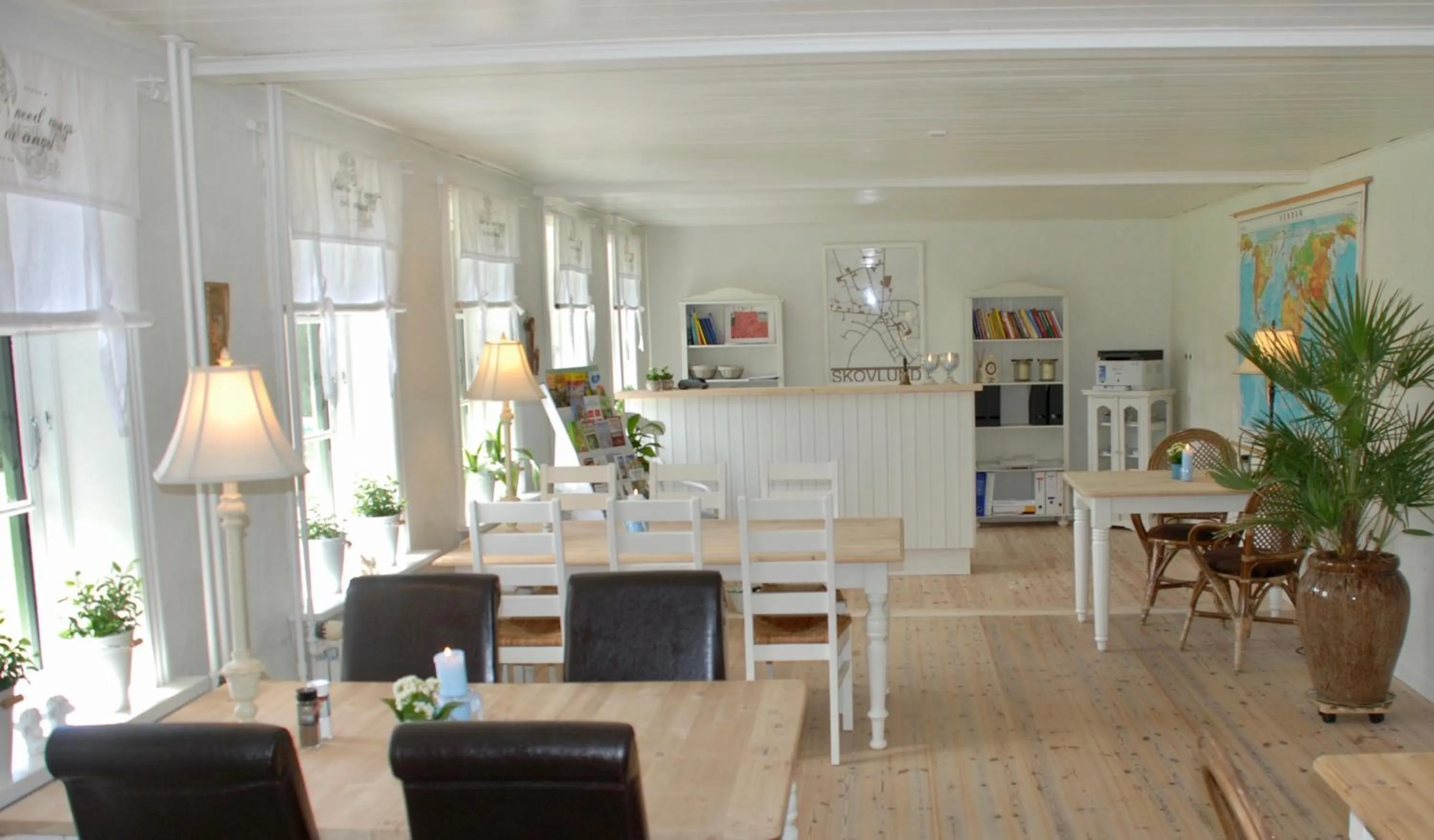 Restaurant/places to eat in Pension Lærkelill