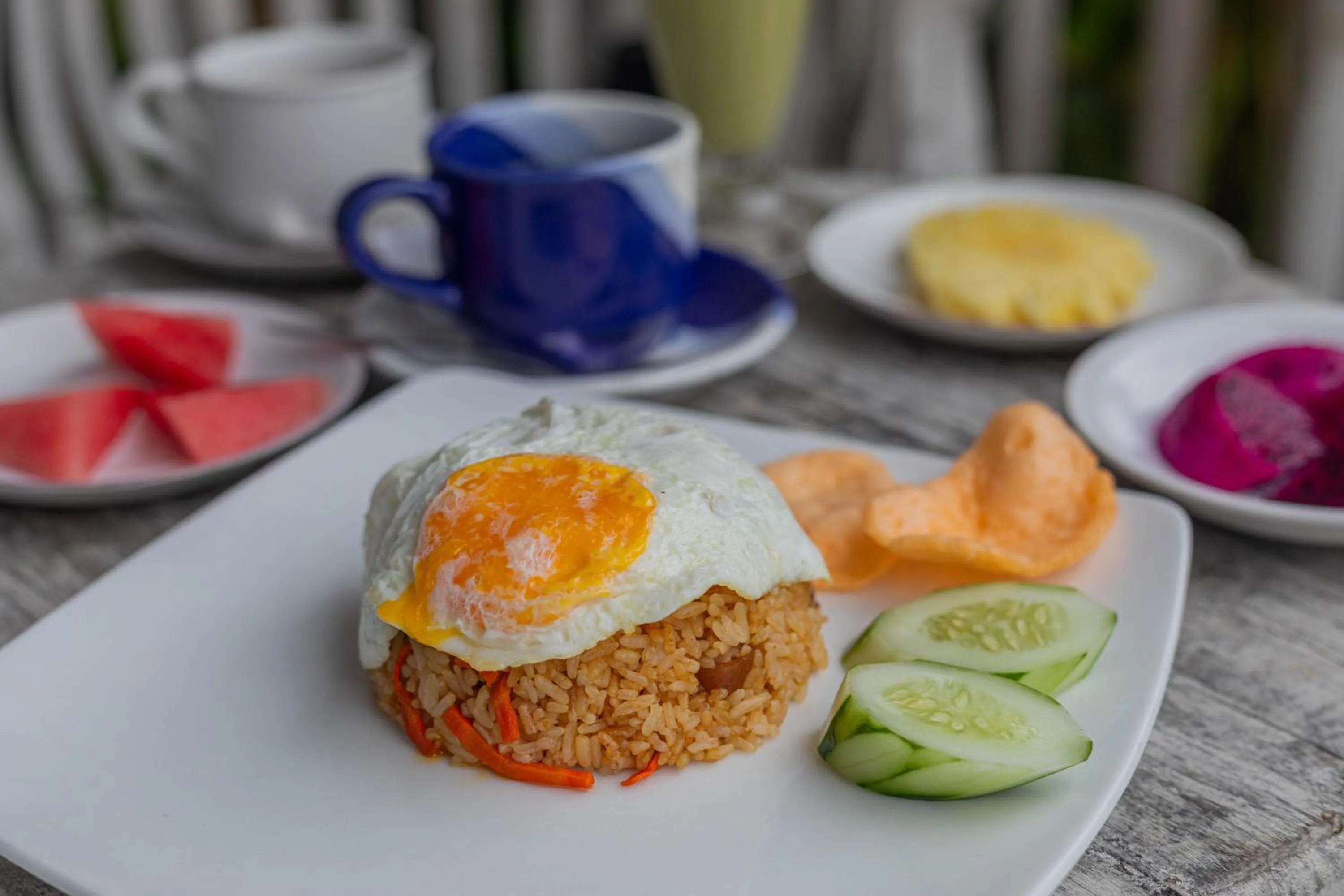 Food and drinks in Bakung Cozy Cottage