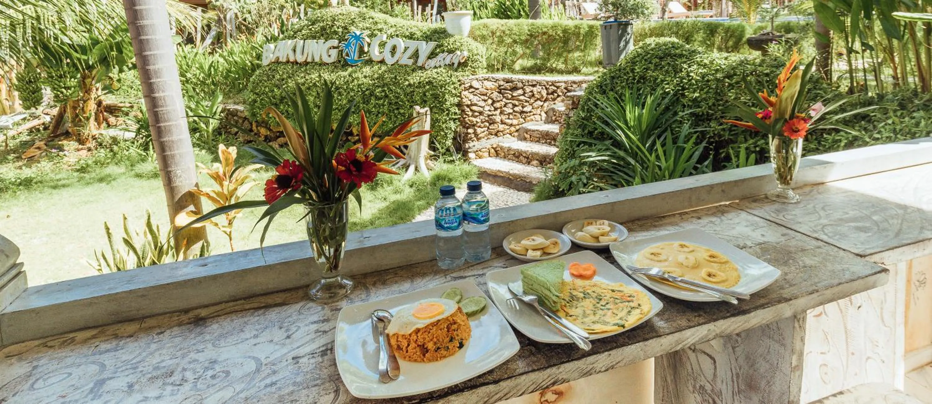 Breakfast in Bakung Cozy Cottage