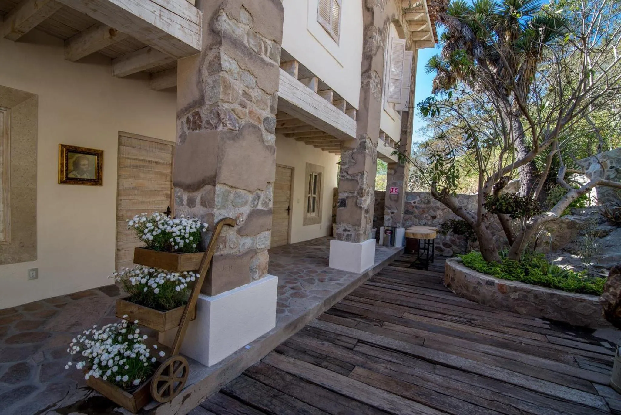 Restaurant/places to eat in Hotel de Piedra