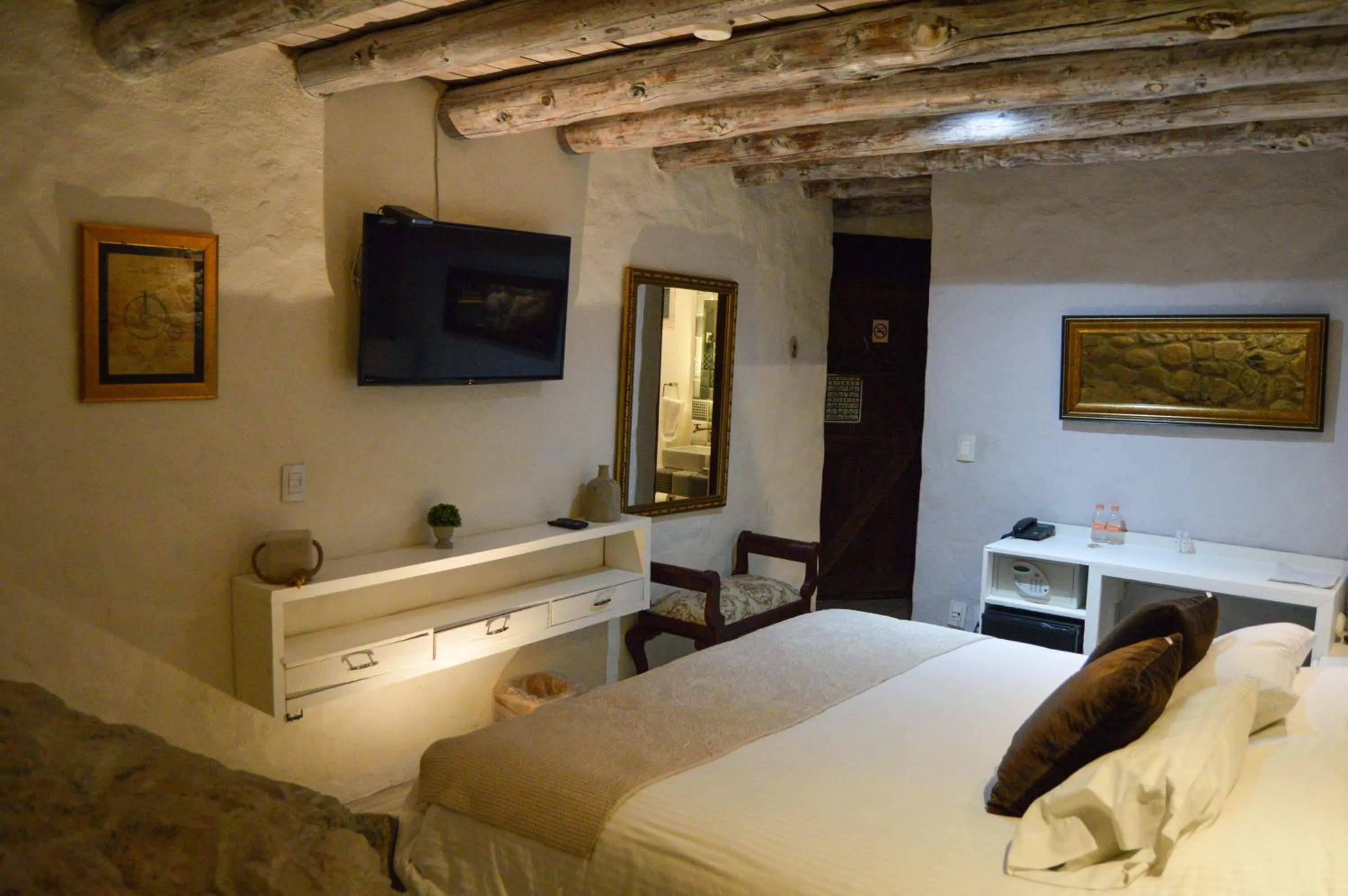 Bed in Hotel de Piedra