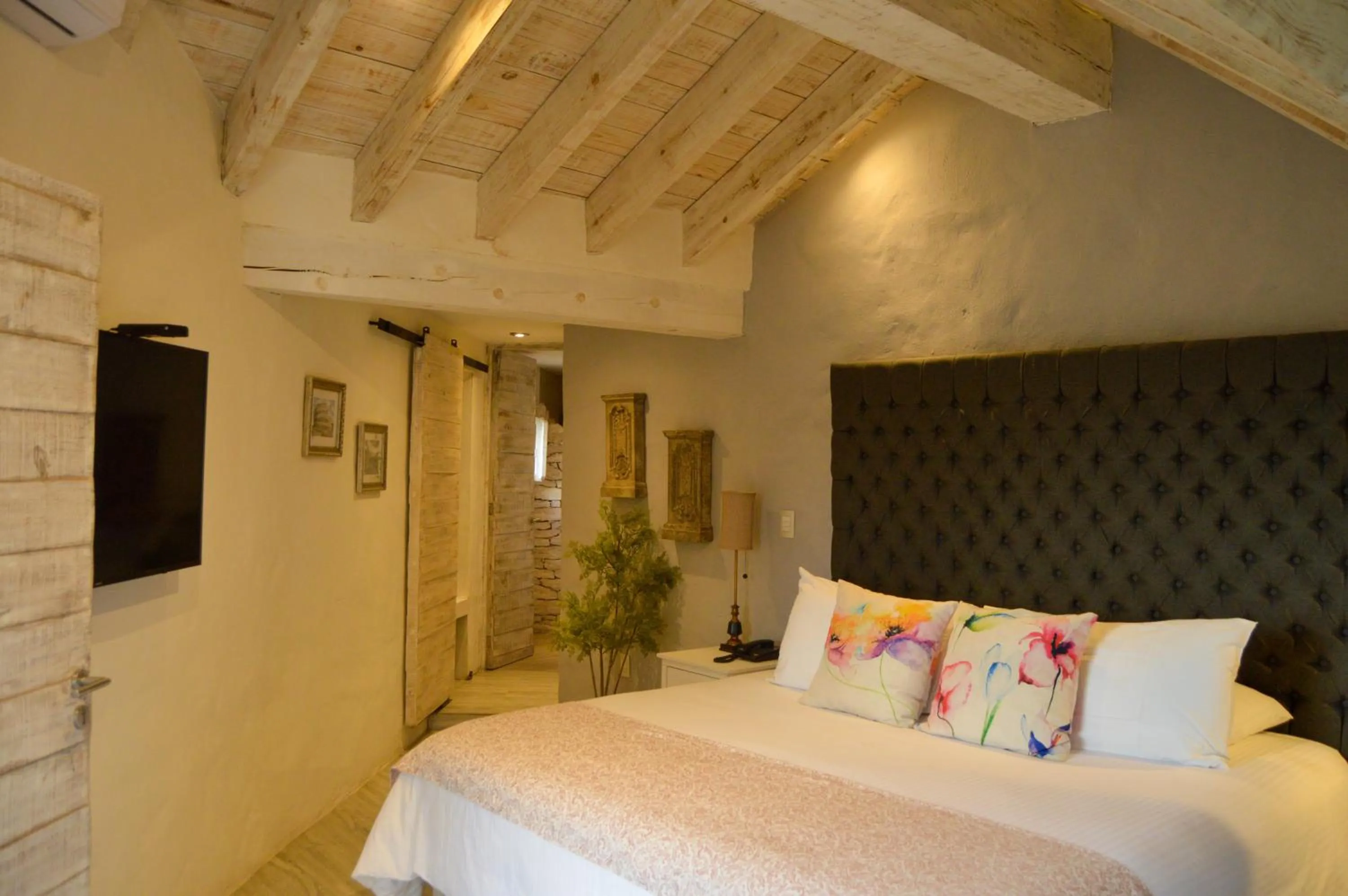 Bed in Hotel de Piedra