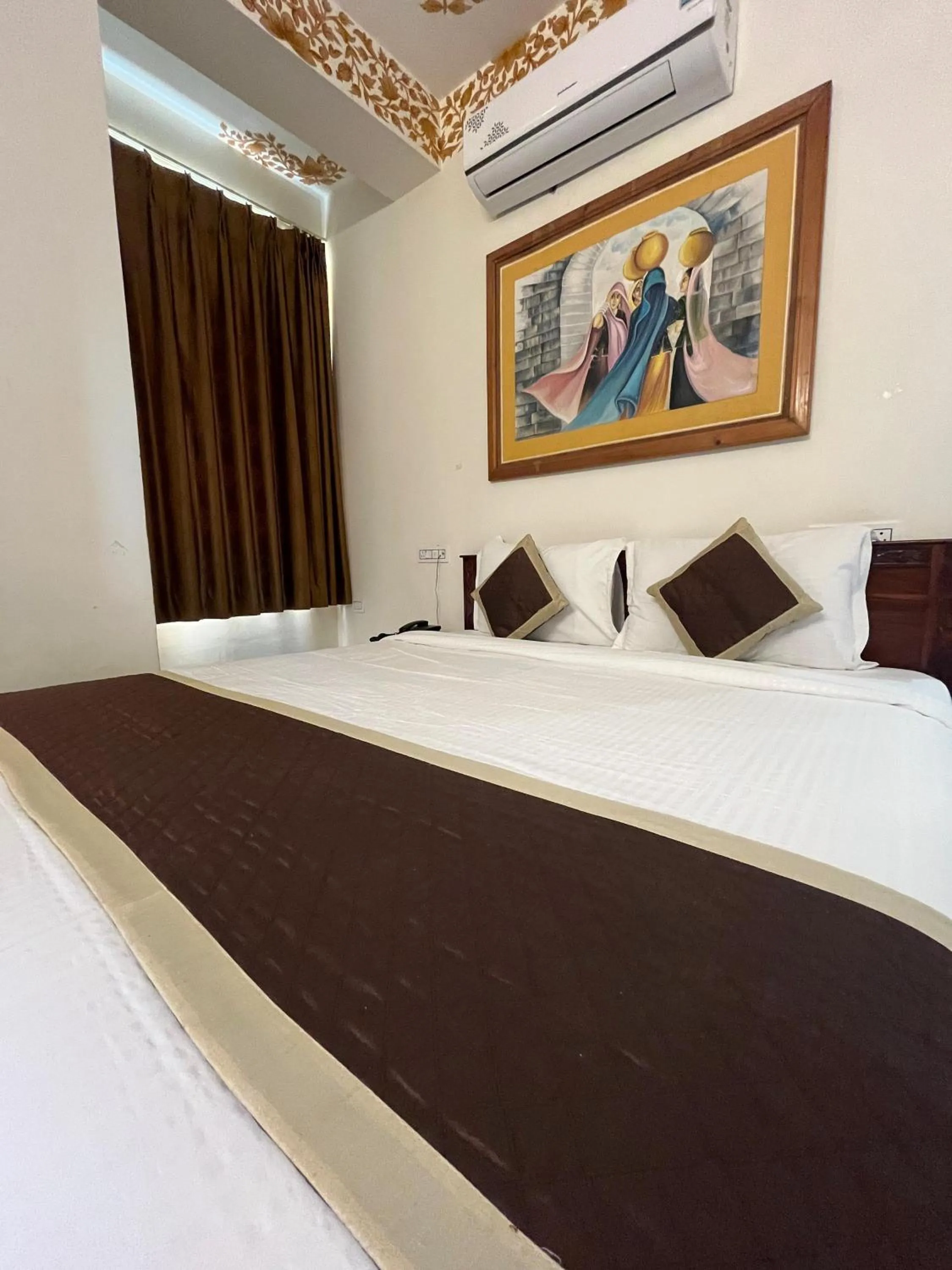 Bed in Teerth Palace Pushkar