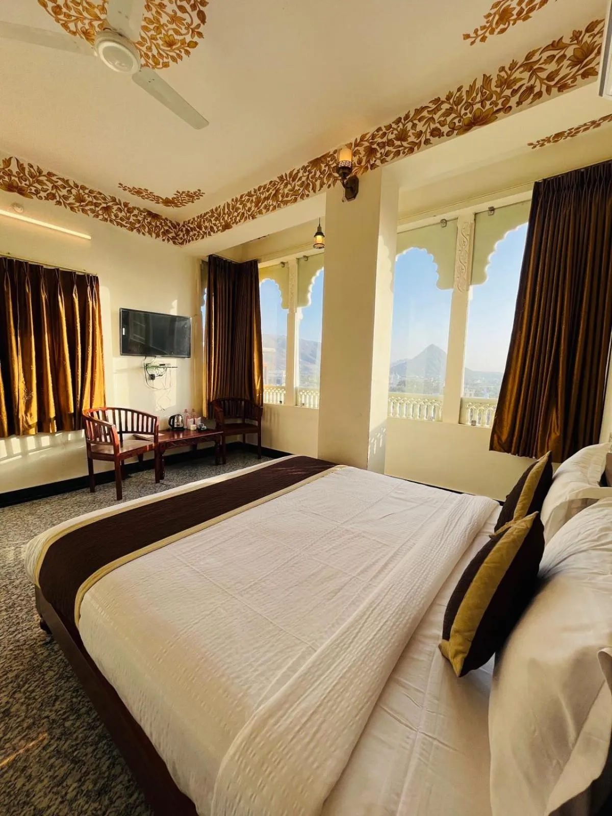 Bedroom, Bed in Teerth Palace Pushkar