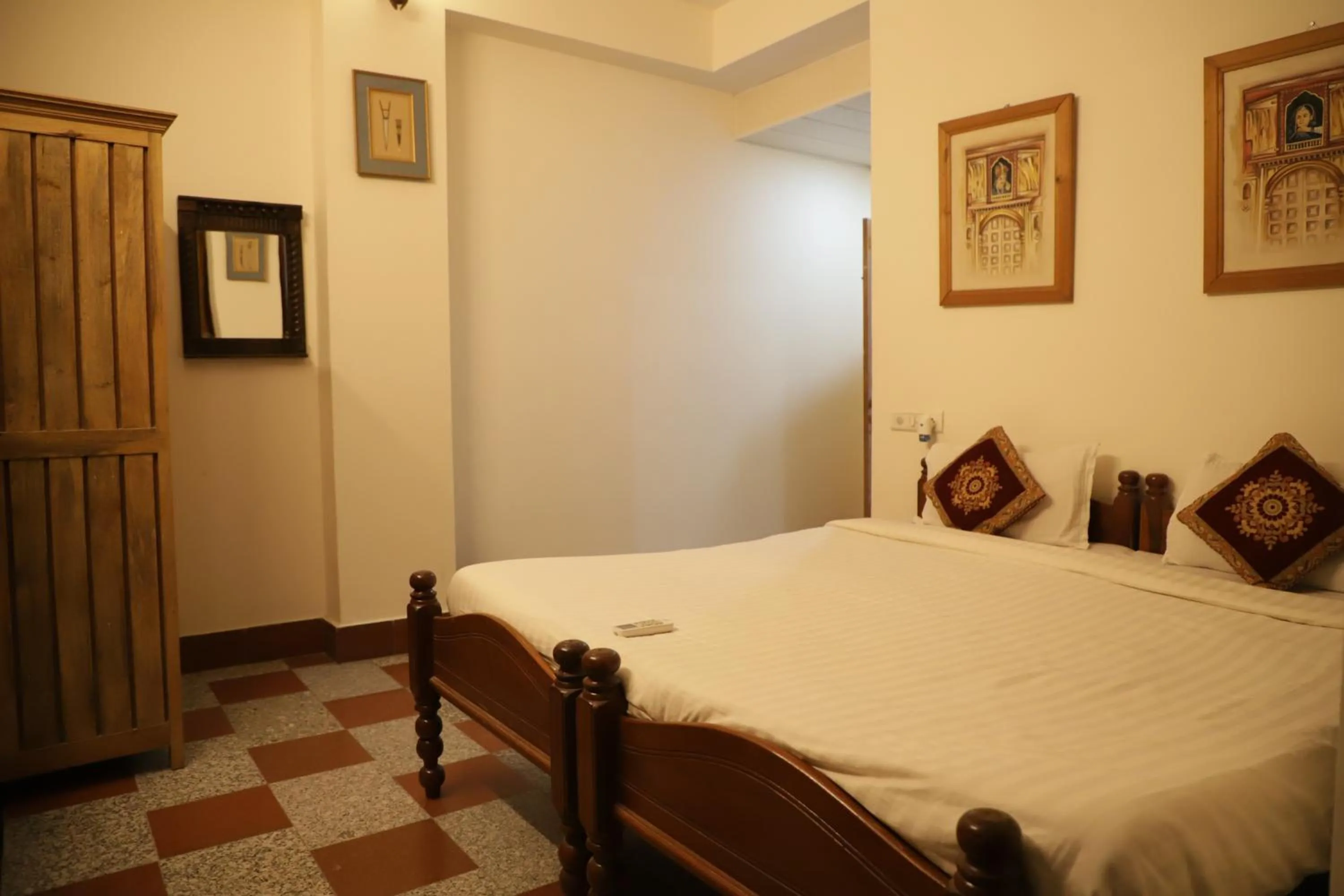 Photo of the whole room, Bed in Teerth Palace Pushkar