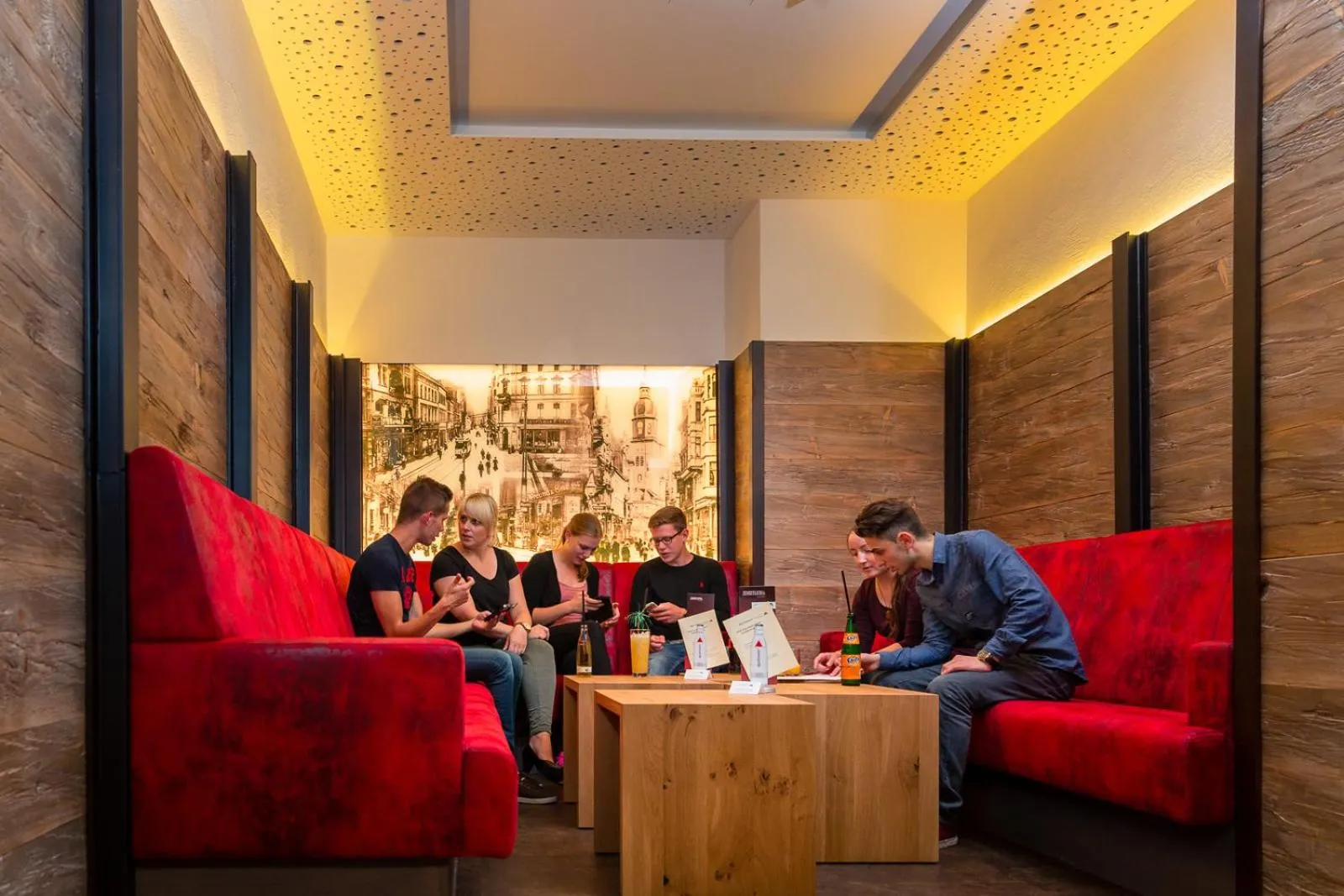 Lounge or bar in DJH Jugendgästehaus Adolph Kolping