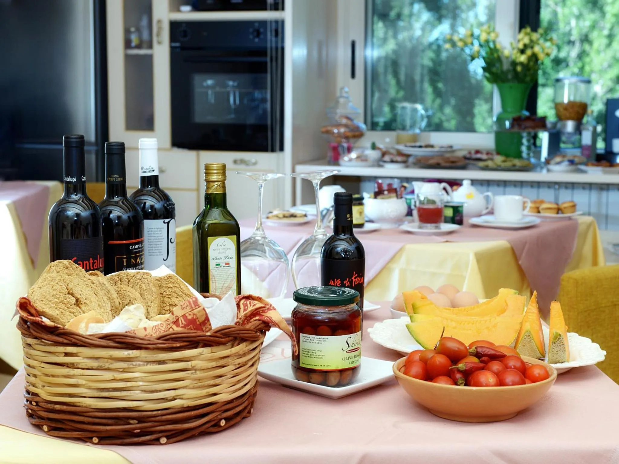 Food and drinks in Tenuta Monaci La Murra