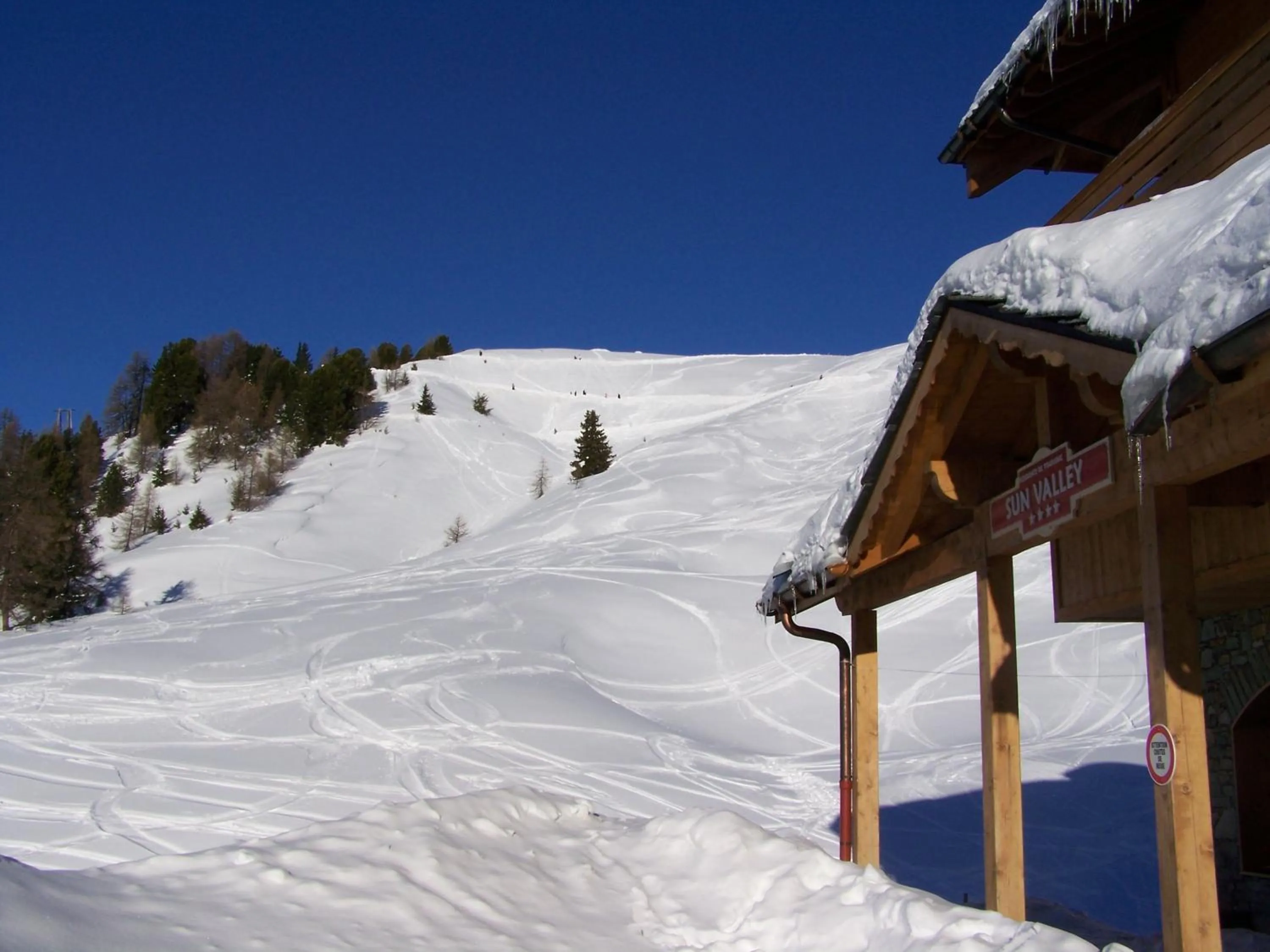 Area and facilities in Sun Valley Residence