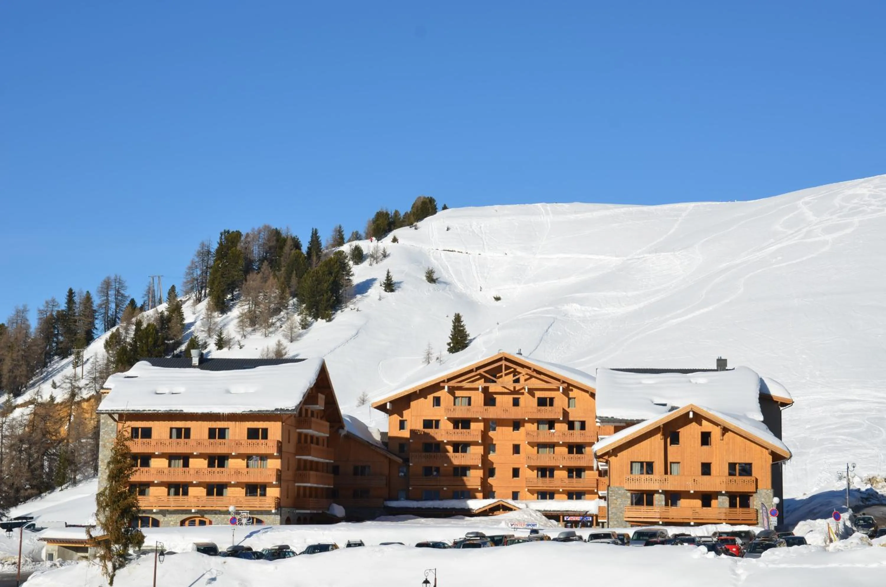 Facade/entrance in Sun Valley Residence