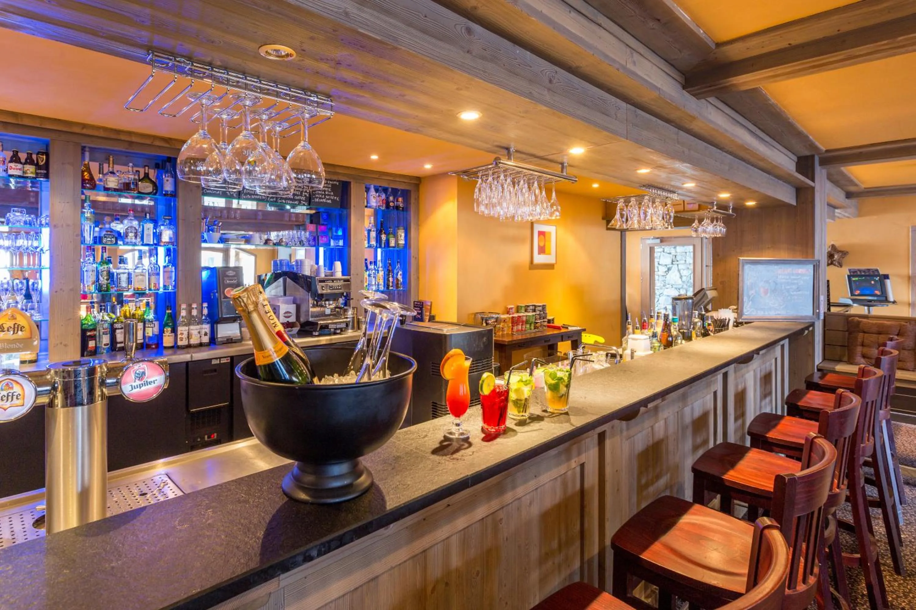 Lounge or bar in Sun Valley Residence