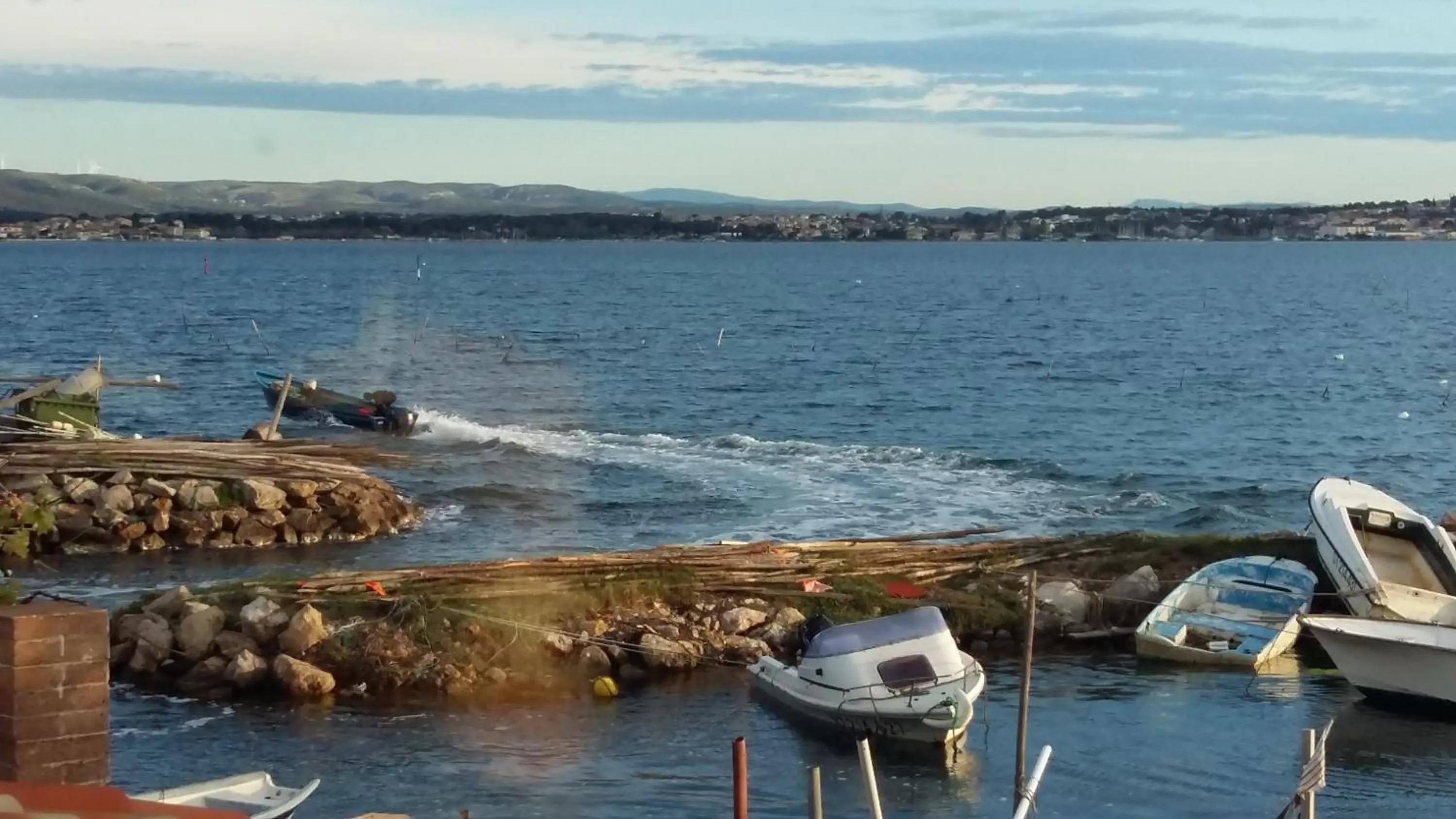 Sea view in LA CABANE D'ISA